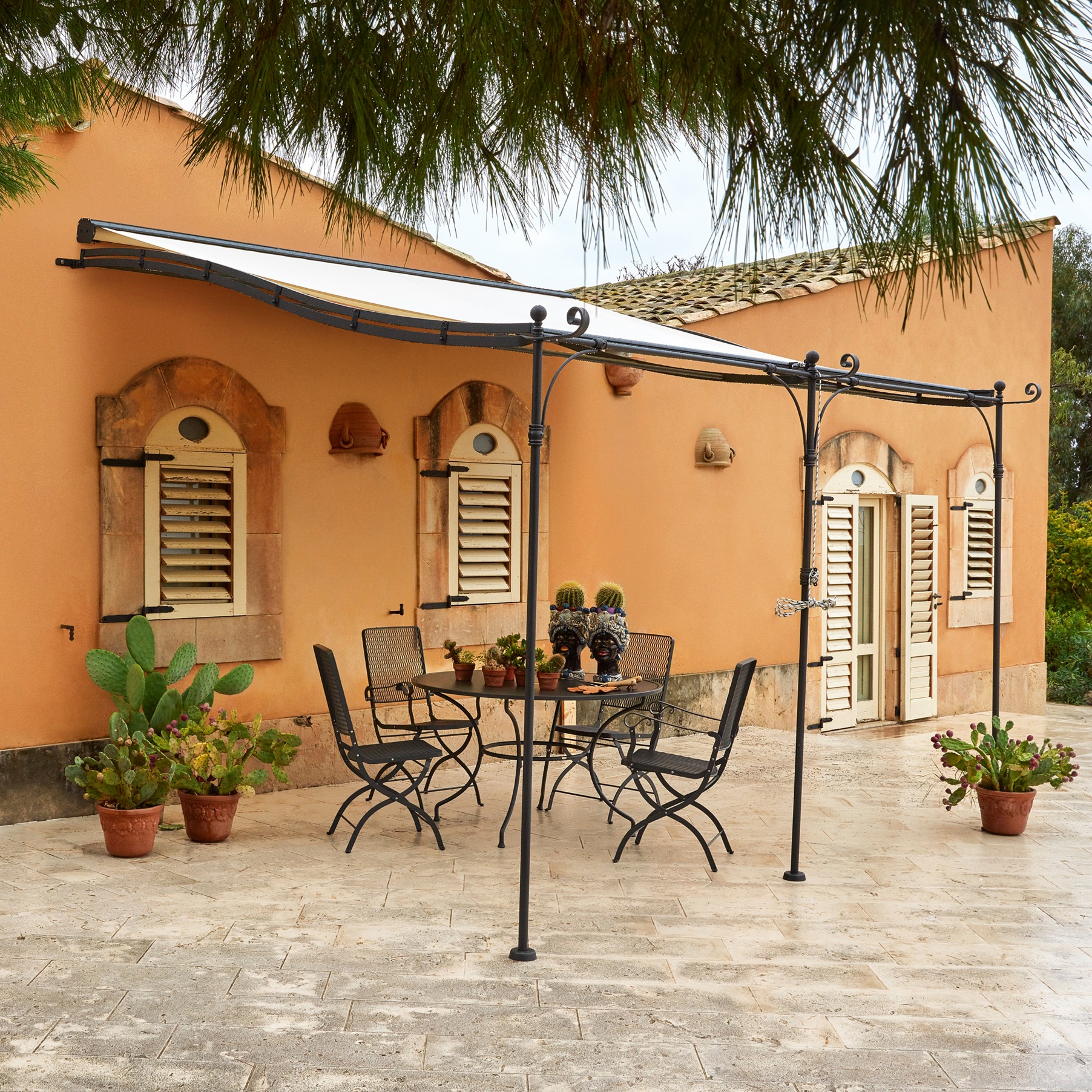 Display product Solaire from manufacturer Unopiù