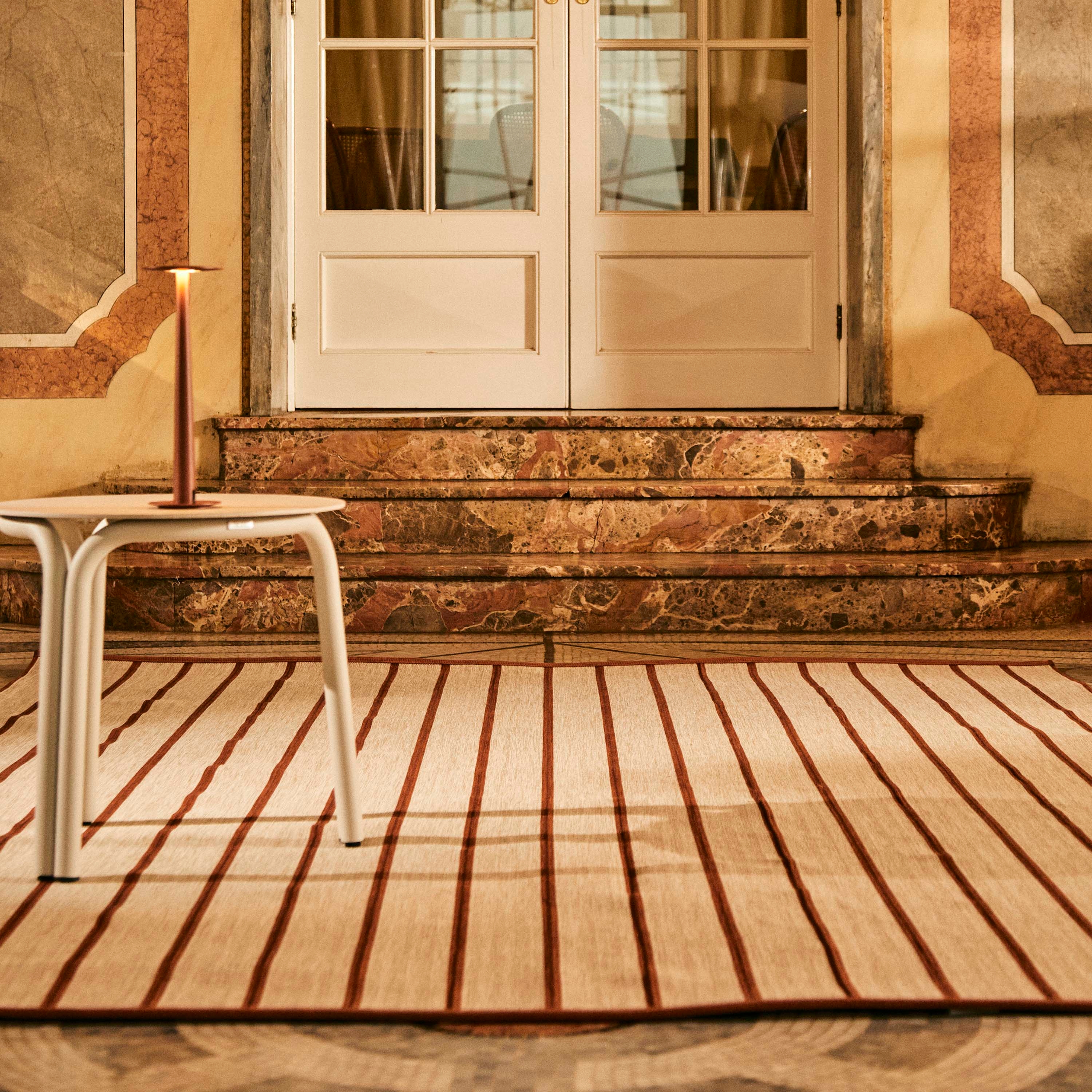 Produkt Rug des Herstellers Unopiù anzeigen