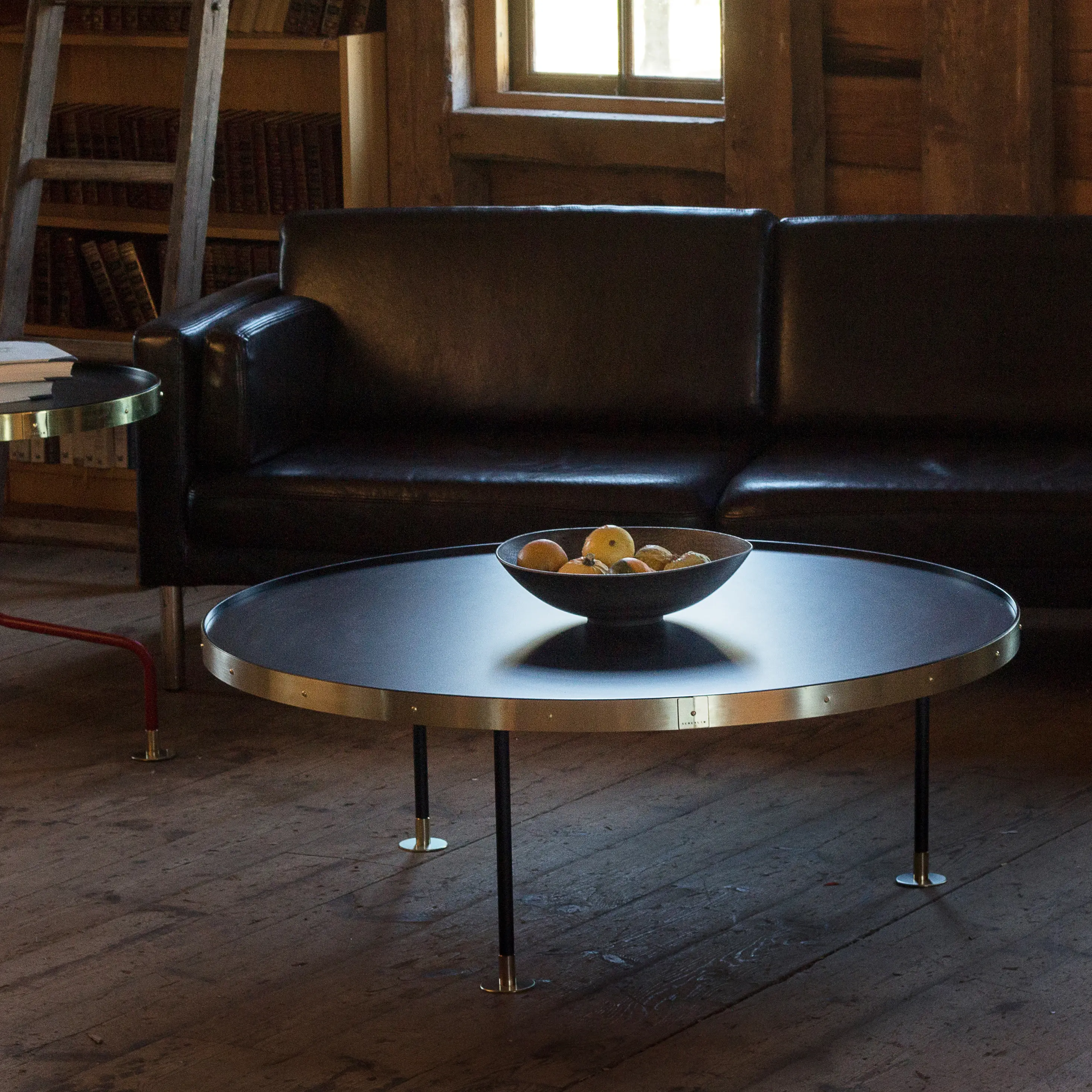 Scherlin - Sofa table 11, Brass