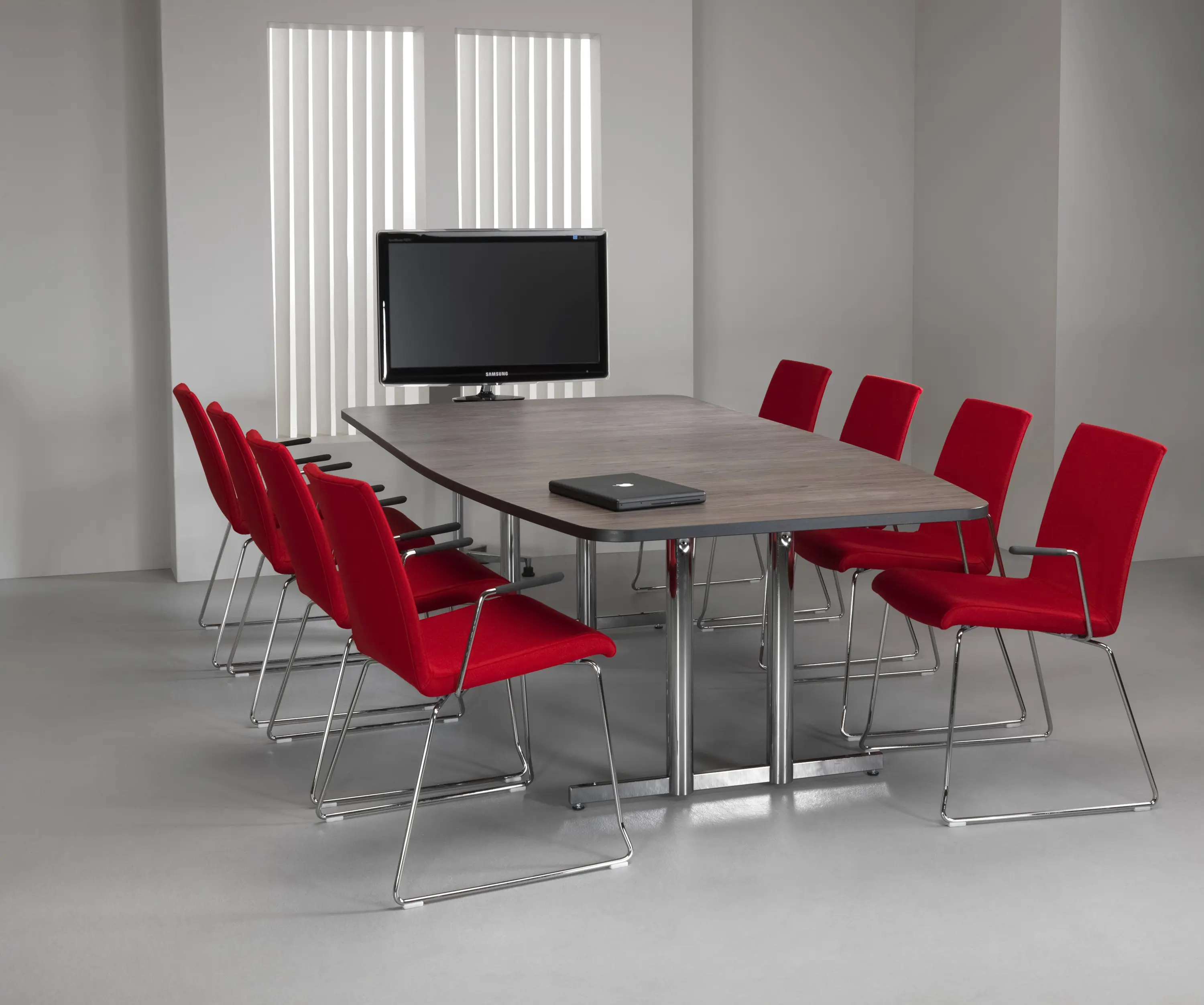 Helland - Wing table