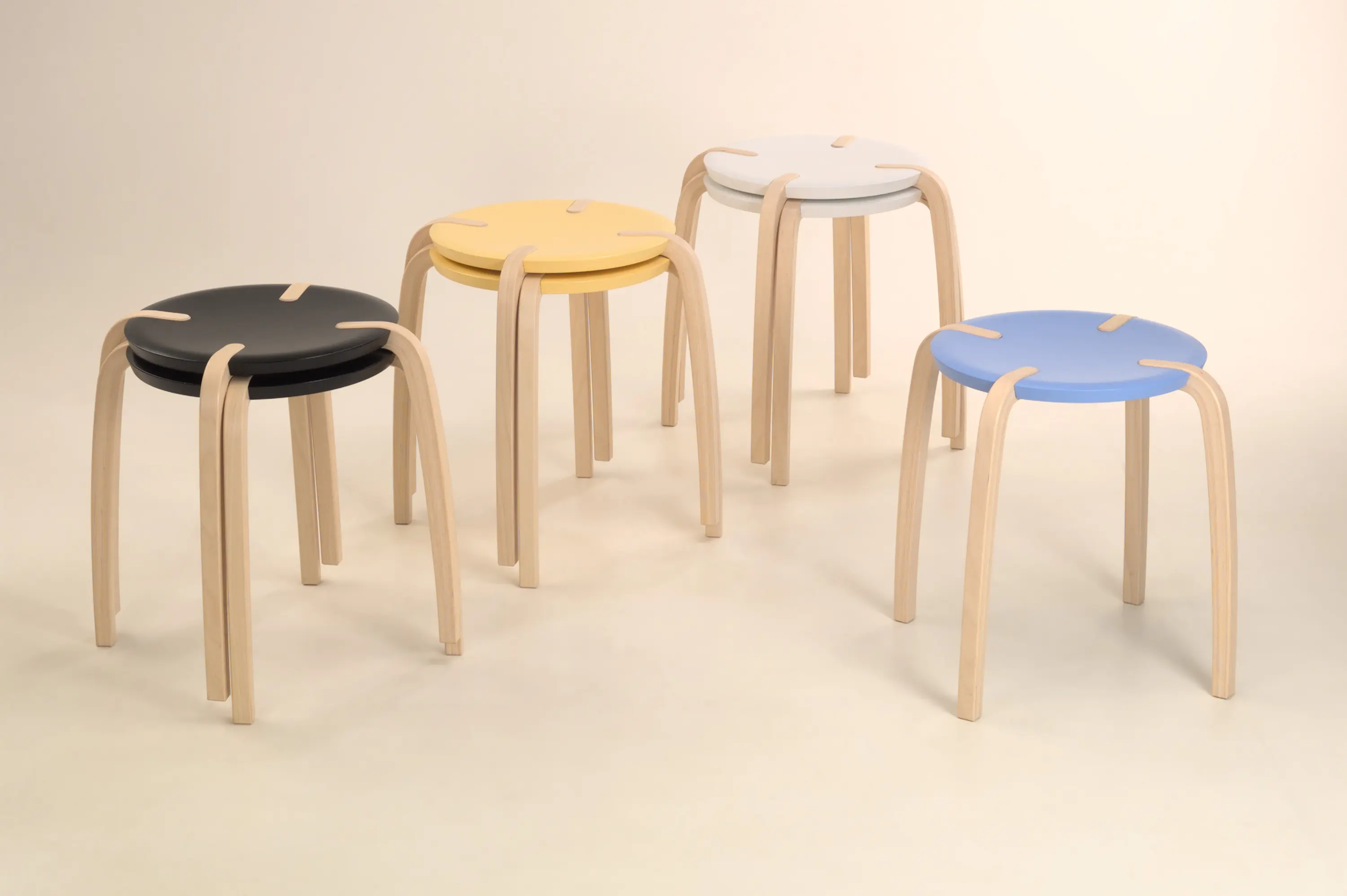 Plycollection - Discus stool