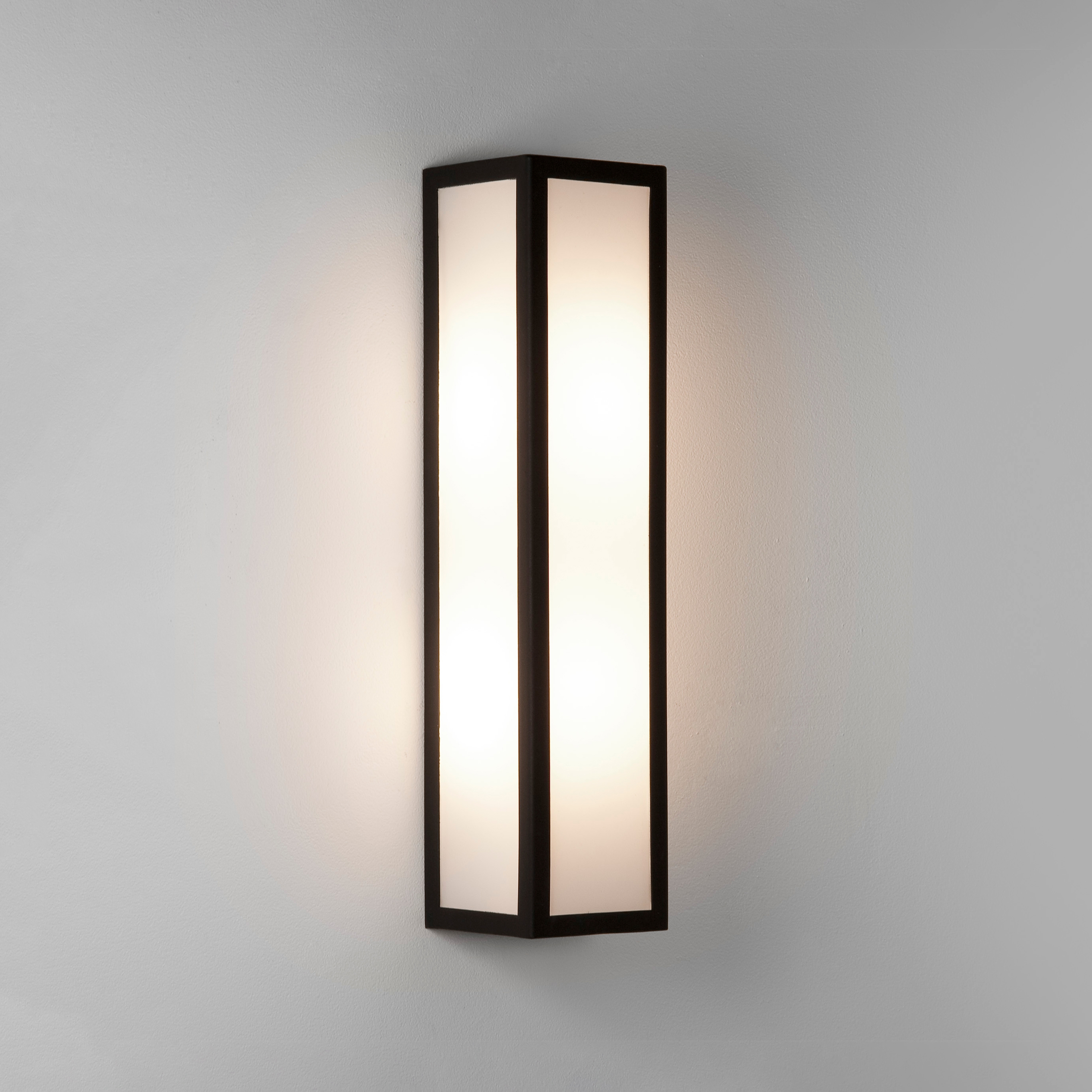 Produkt Salerno | Textured Black des Herstellers Astro Lighting anzeigen