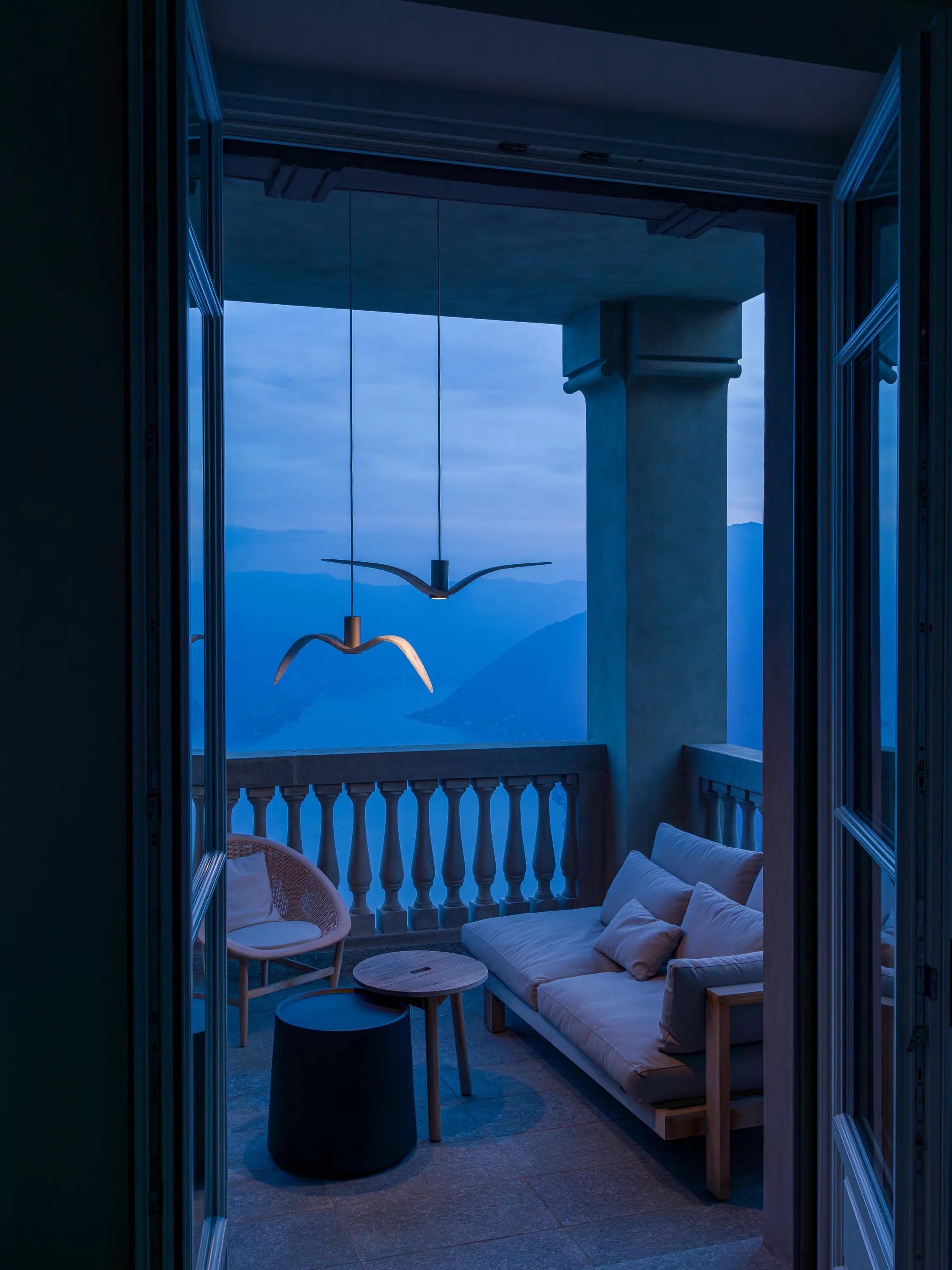 Brokis - Night Birds PC1355