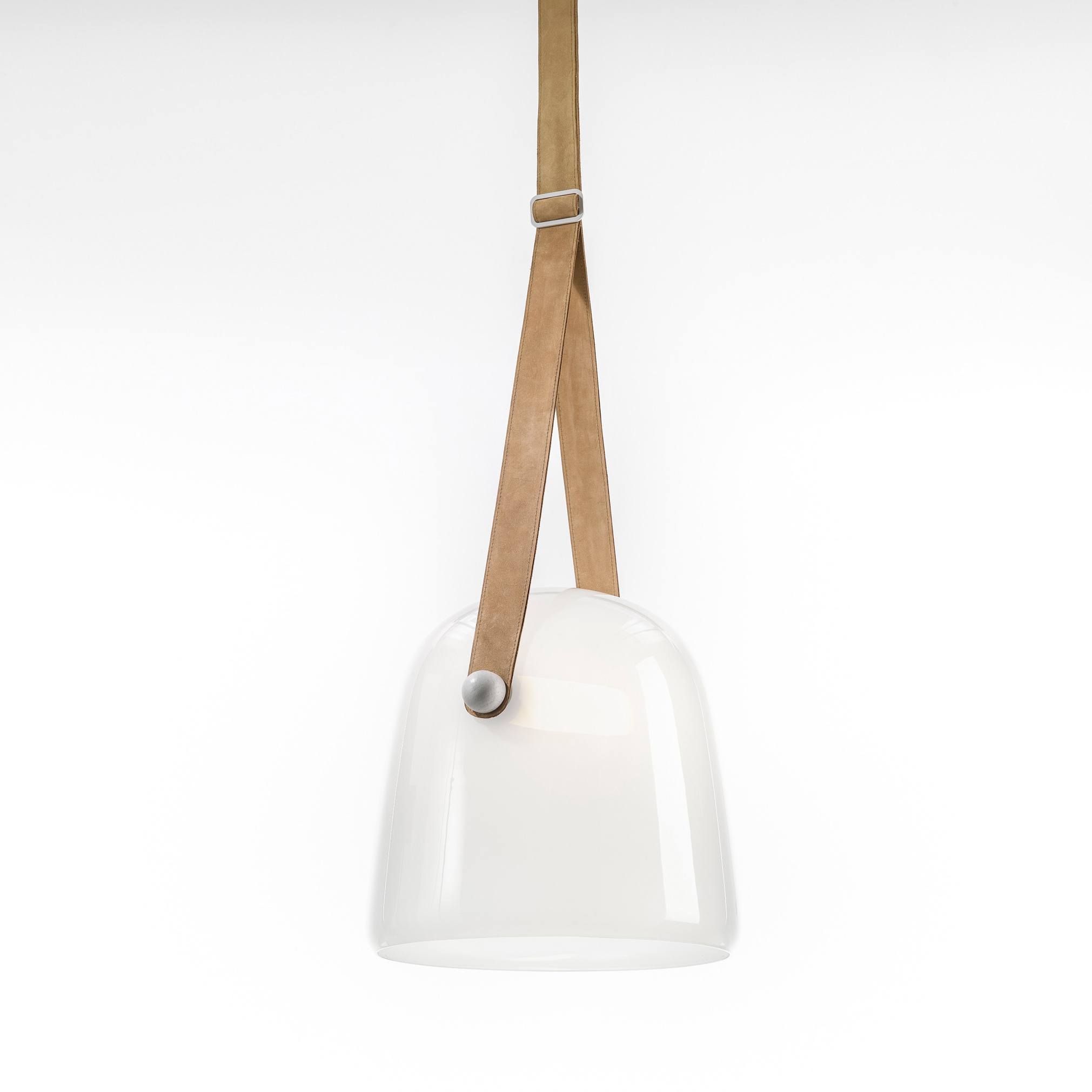 Mona Medium Pendent PC979