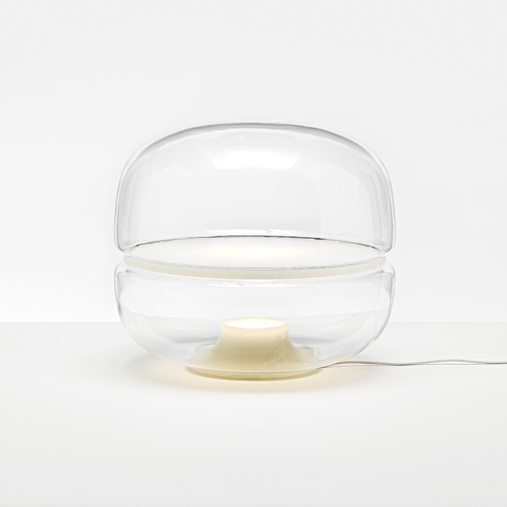 Display product Macaron L PC1040 from manufacturer Brokis