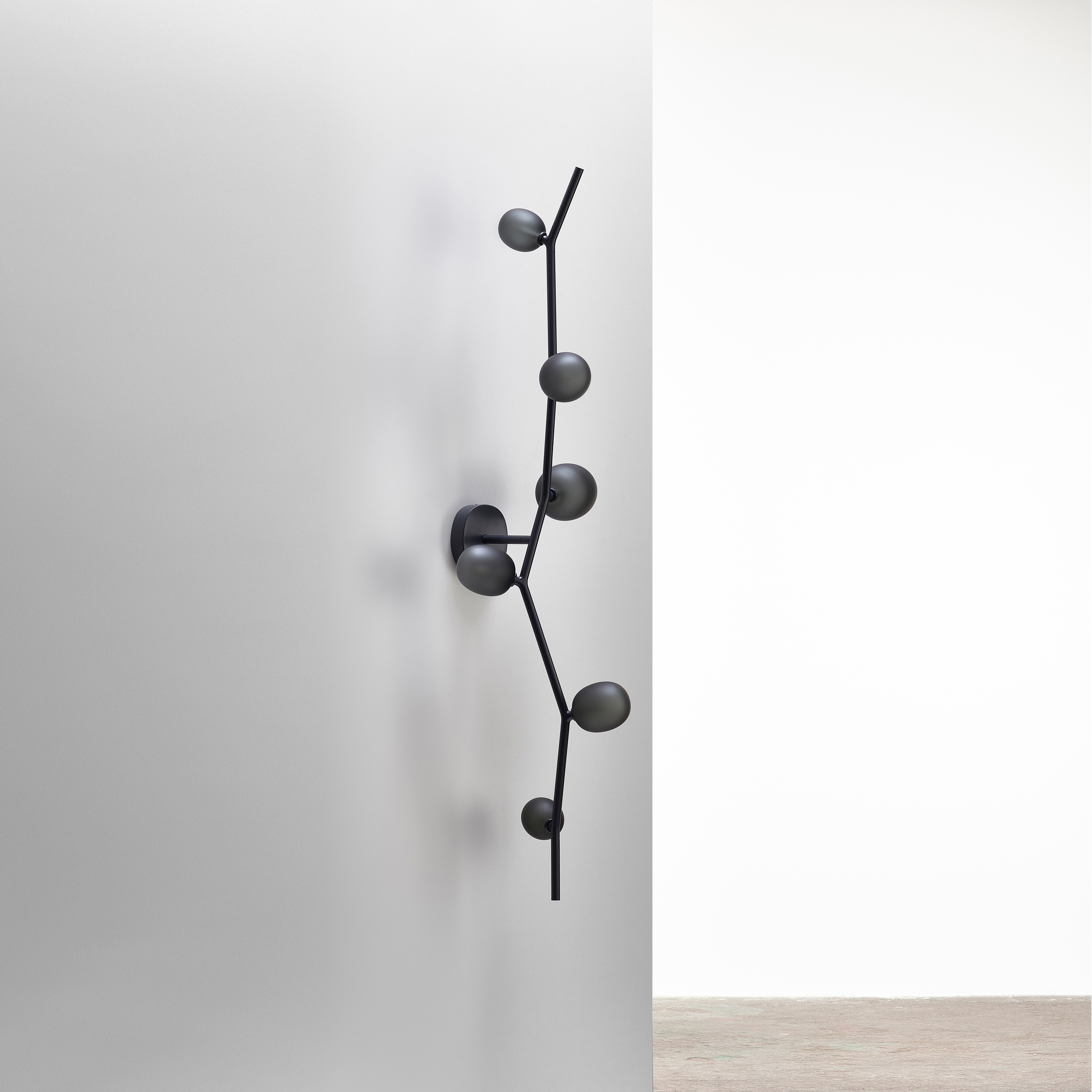 Mostra il prodotto Ivy Wall 6 PC1221 del produttore Brokis
