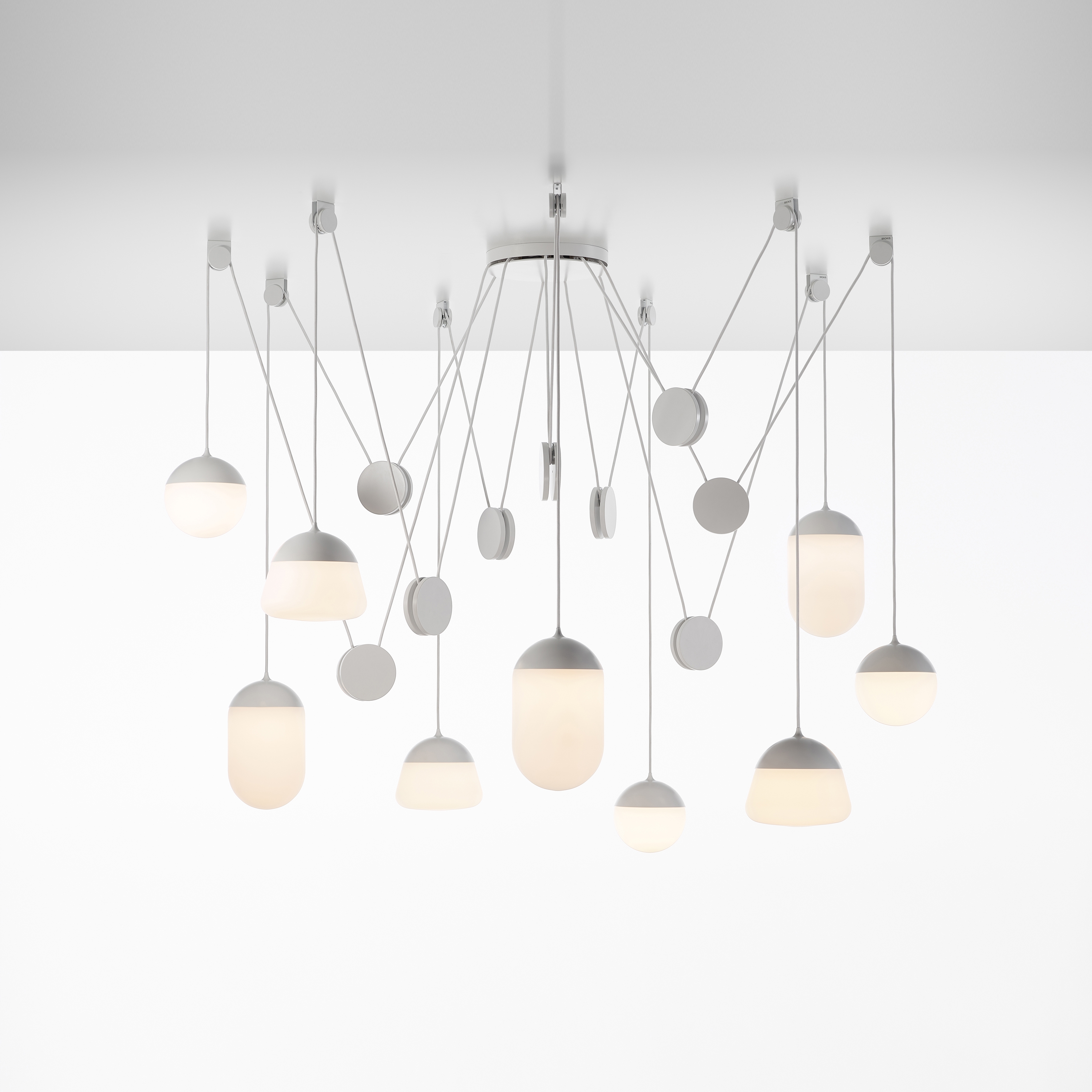 Mostra il prodotto Planets 9 PC1242 del produttore Brokis