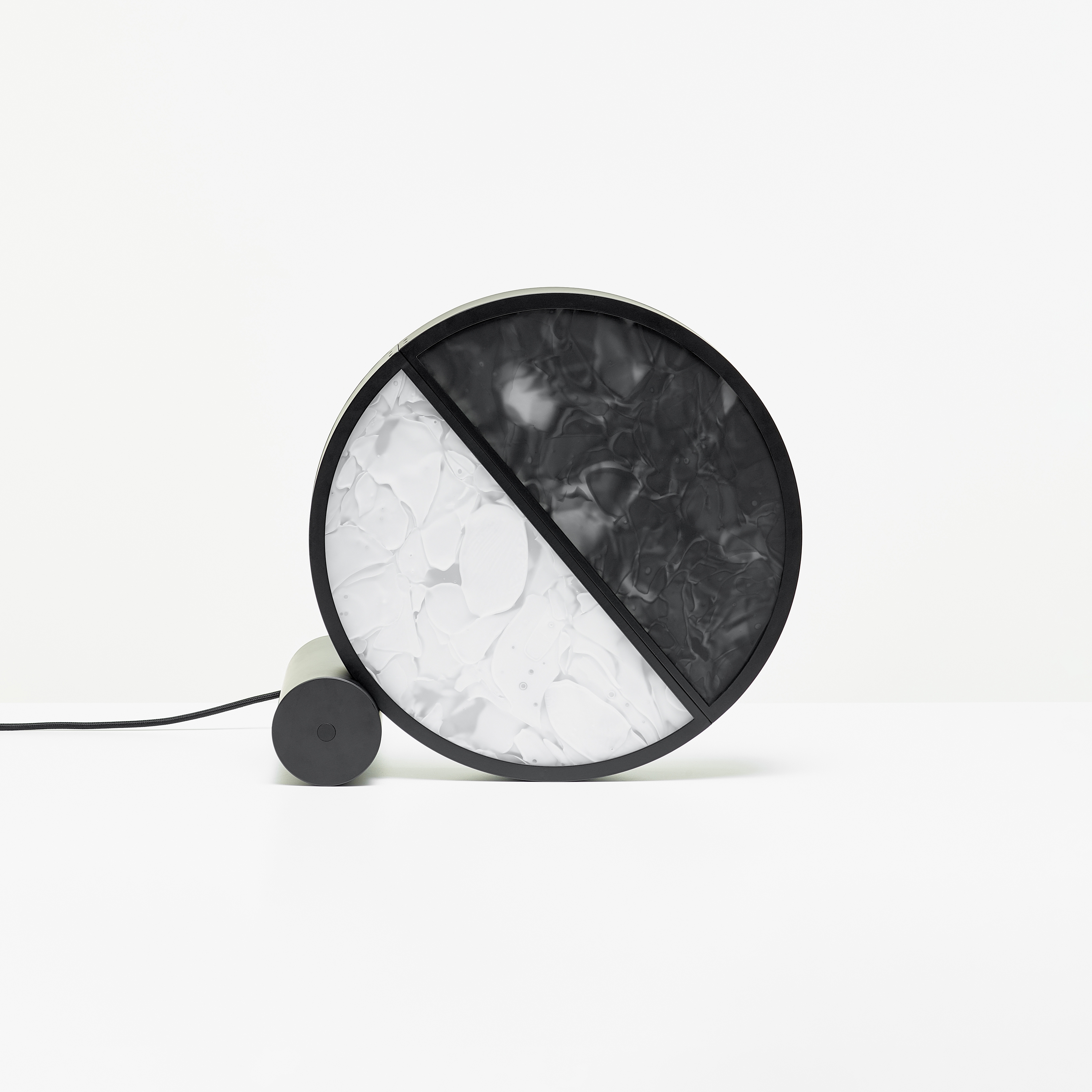 Geometric Table PC1270