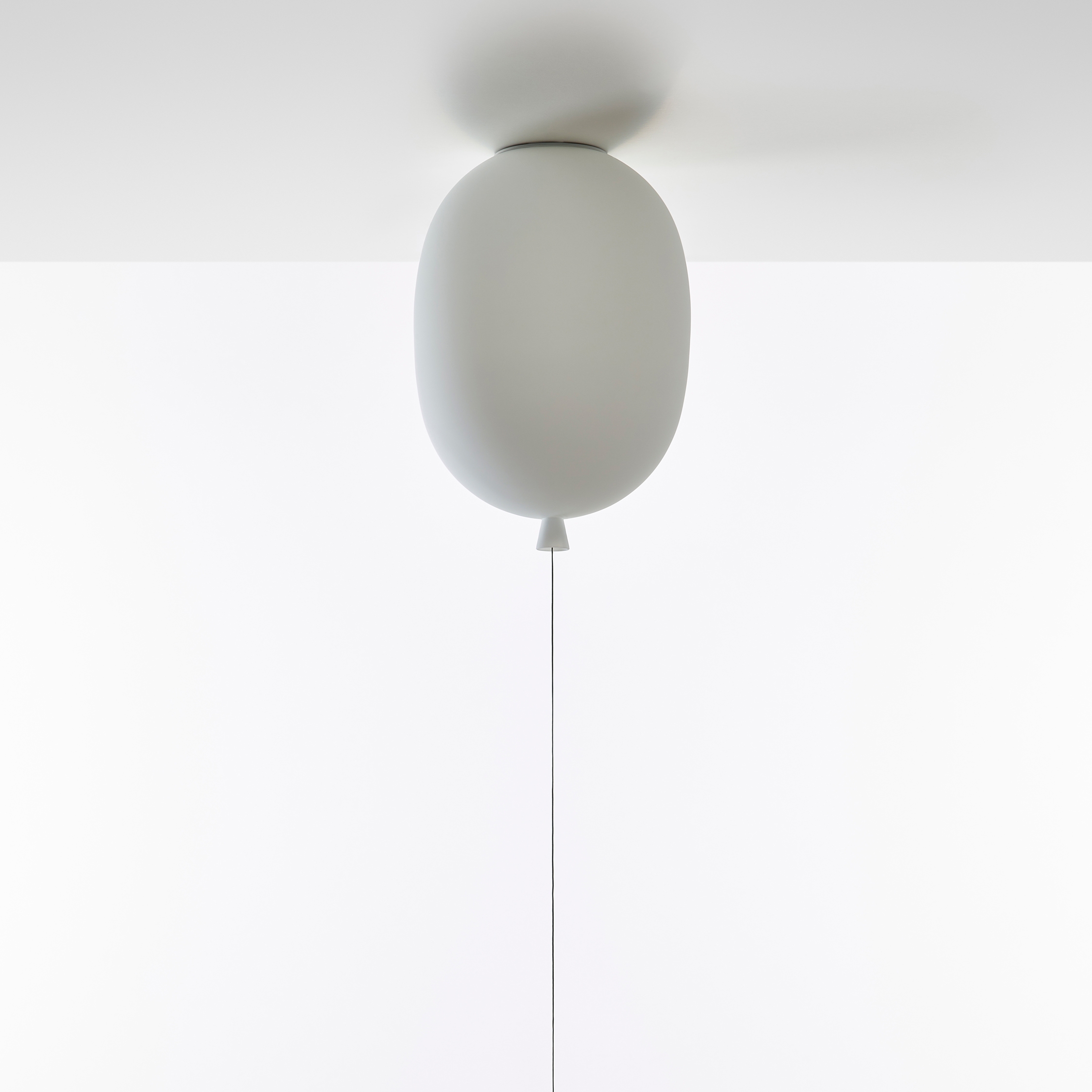 Mostra il prodotto Memory Ceiling Oval 350 PC1334 del produttore Brokis