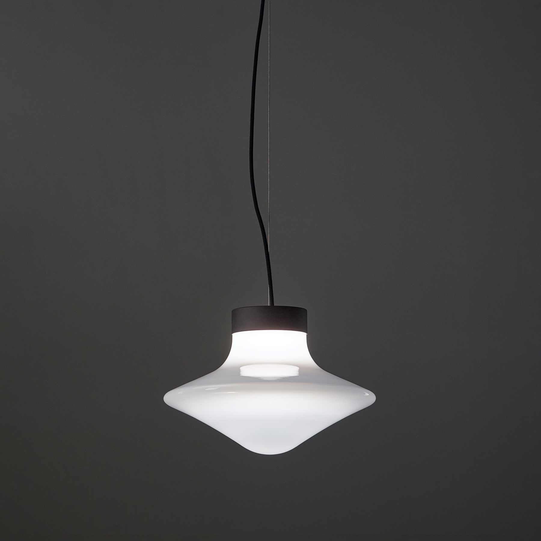 Display product PC1321 Trottola pendant S from manufacturer Brokis
