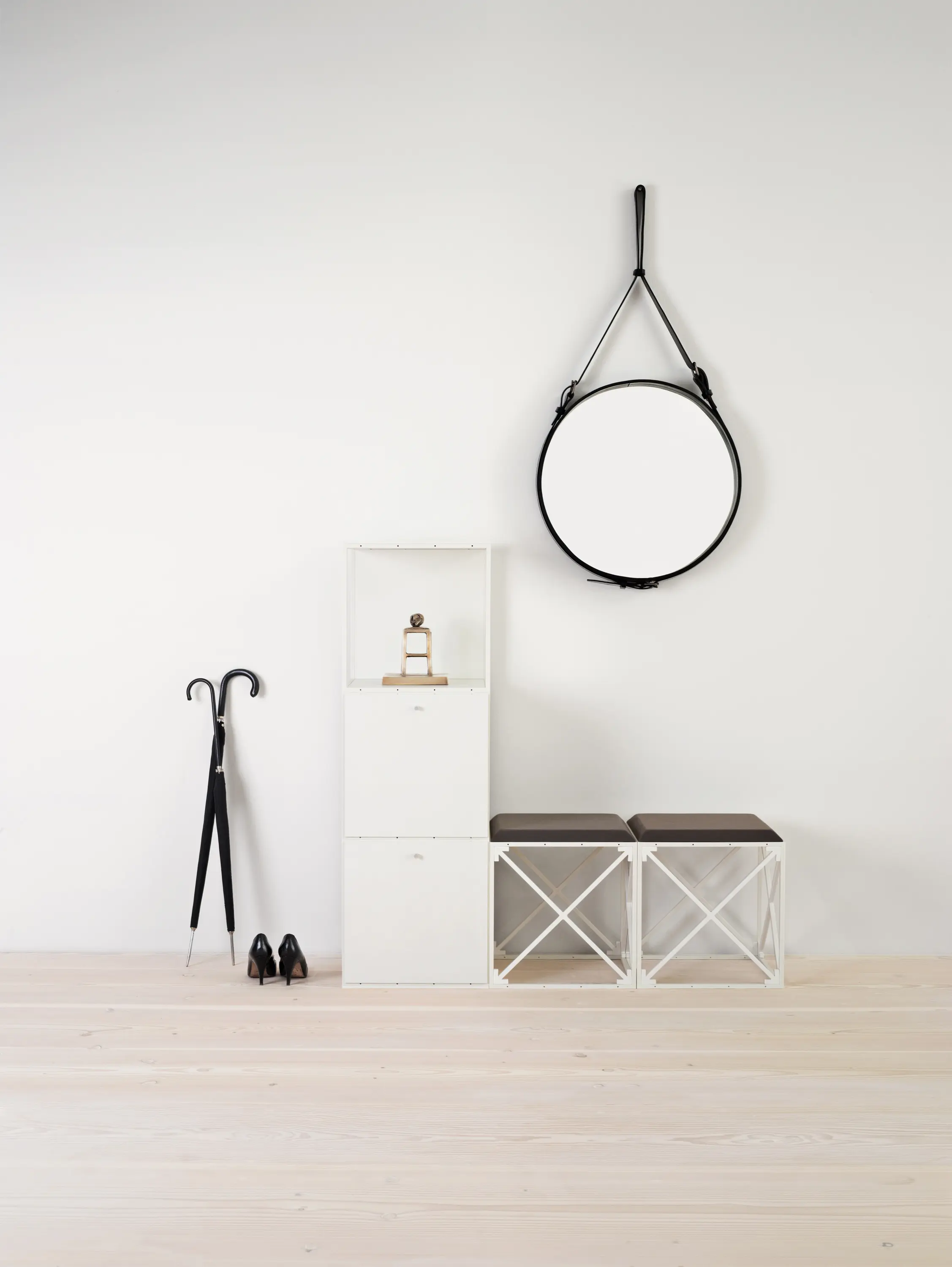 GRID System APS - GRID wardrobe