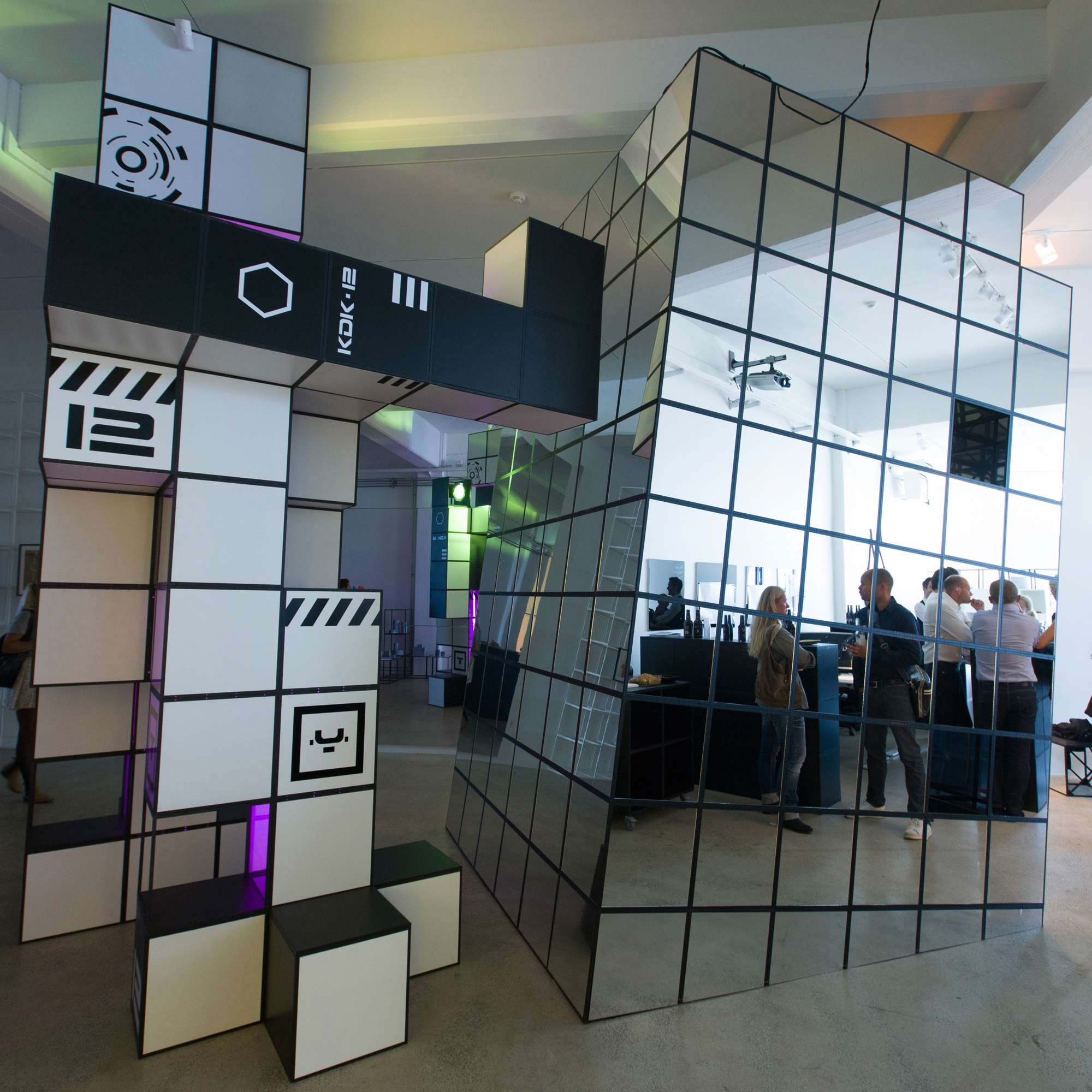 Display product GRID exhibition from manufacturer GRID System APS