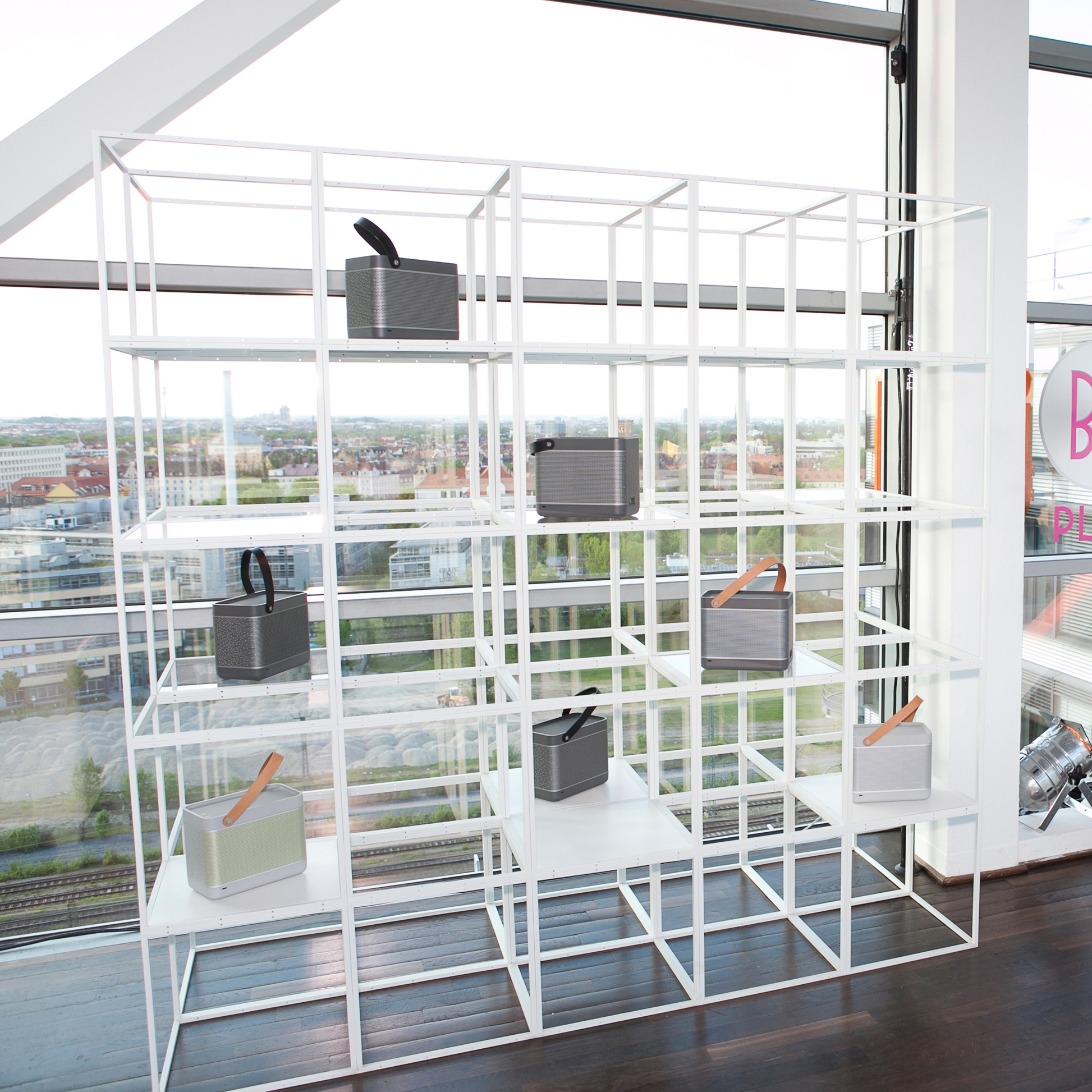 Produkt GRID display des Herstellers GRID System APS anzeigen