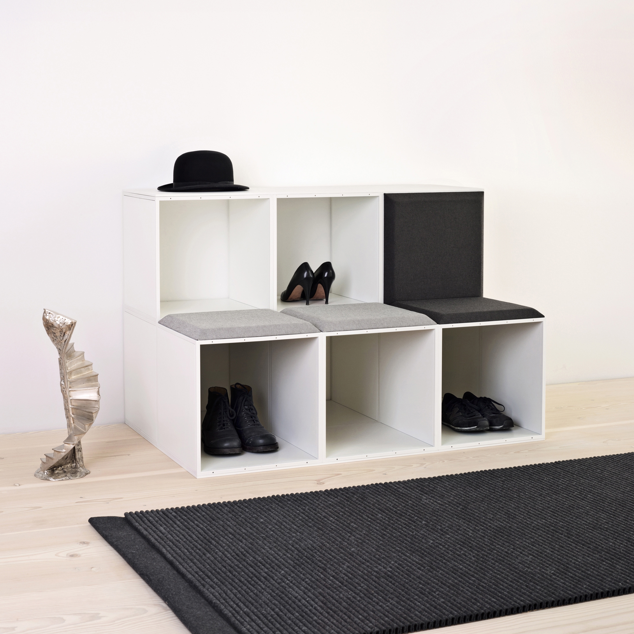 Display product GRID wardrobe from manufacturer GRID System APS