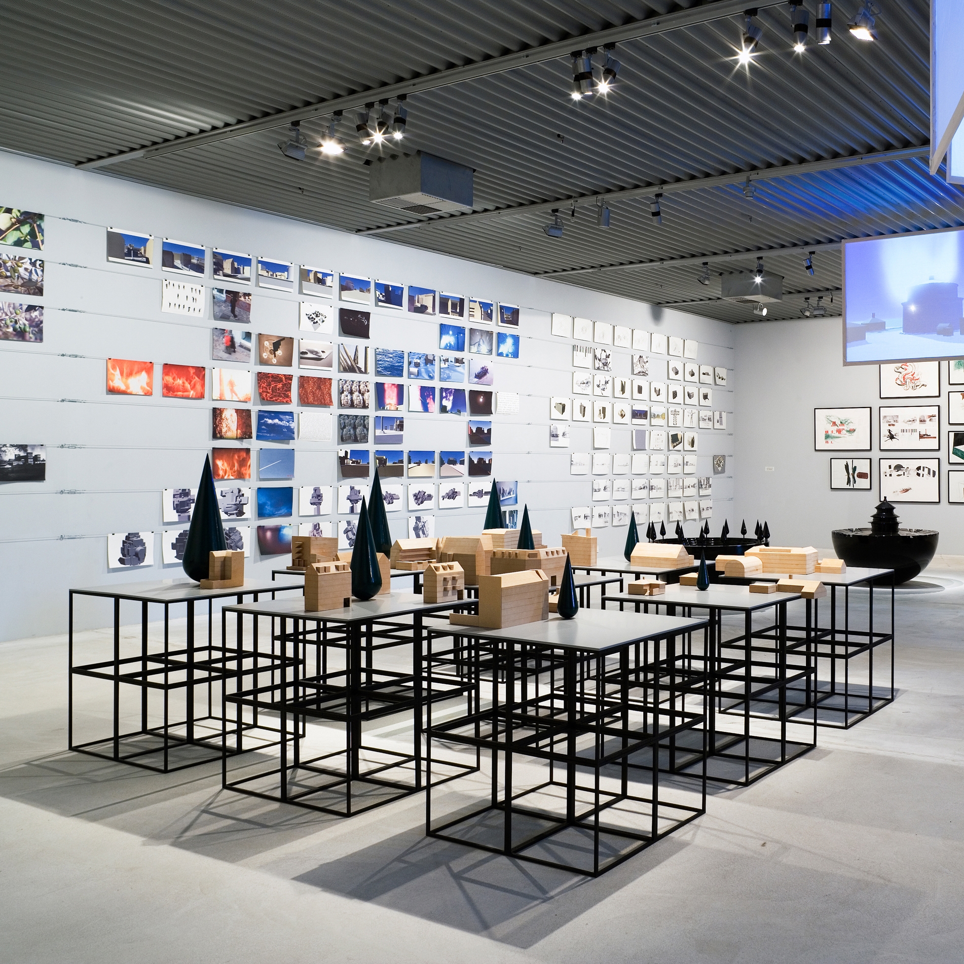 Vertoon produk GRID table van vervaardiger GRID System APS