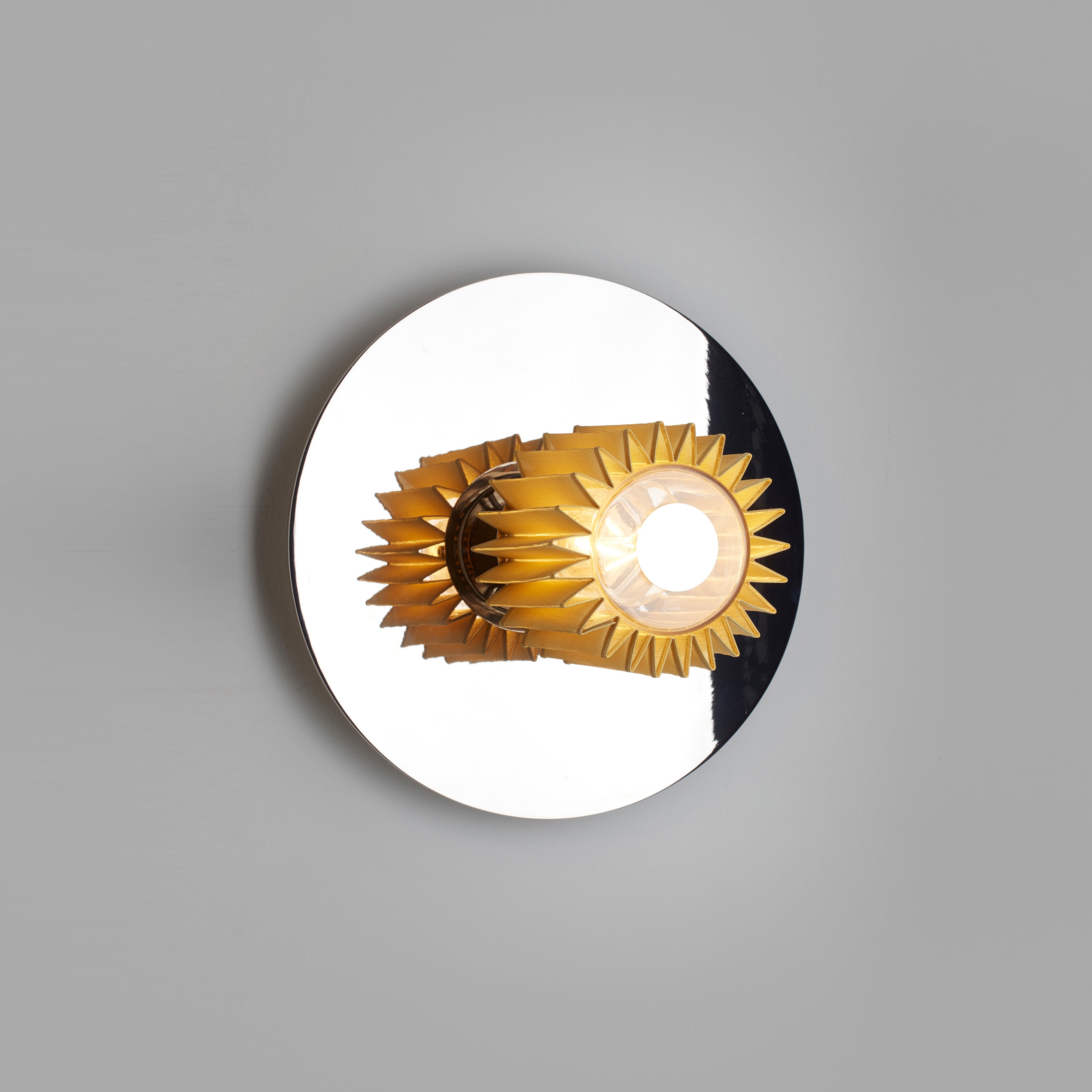 IN THE SUN | 270 wall silver/gold