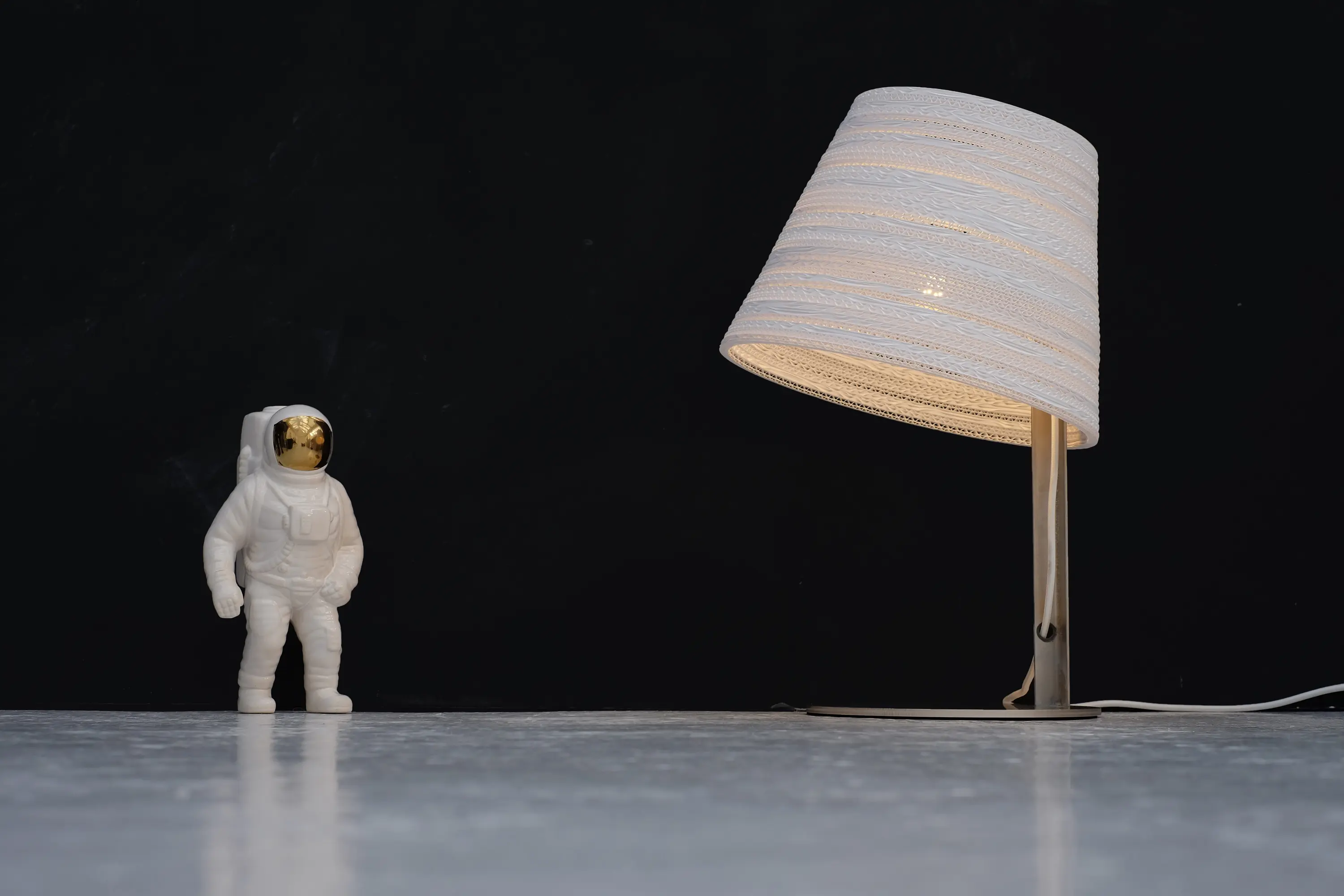 Graypants - Tilt Natural table lamp