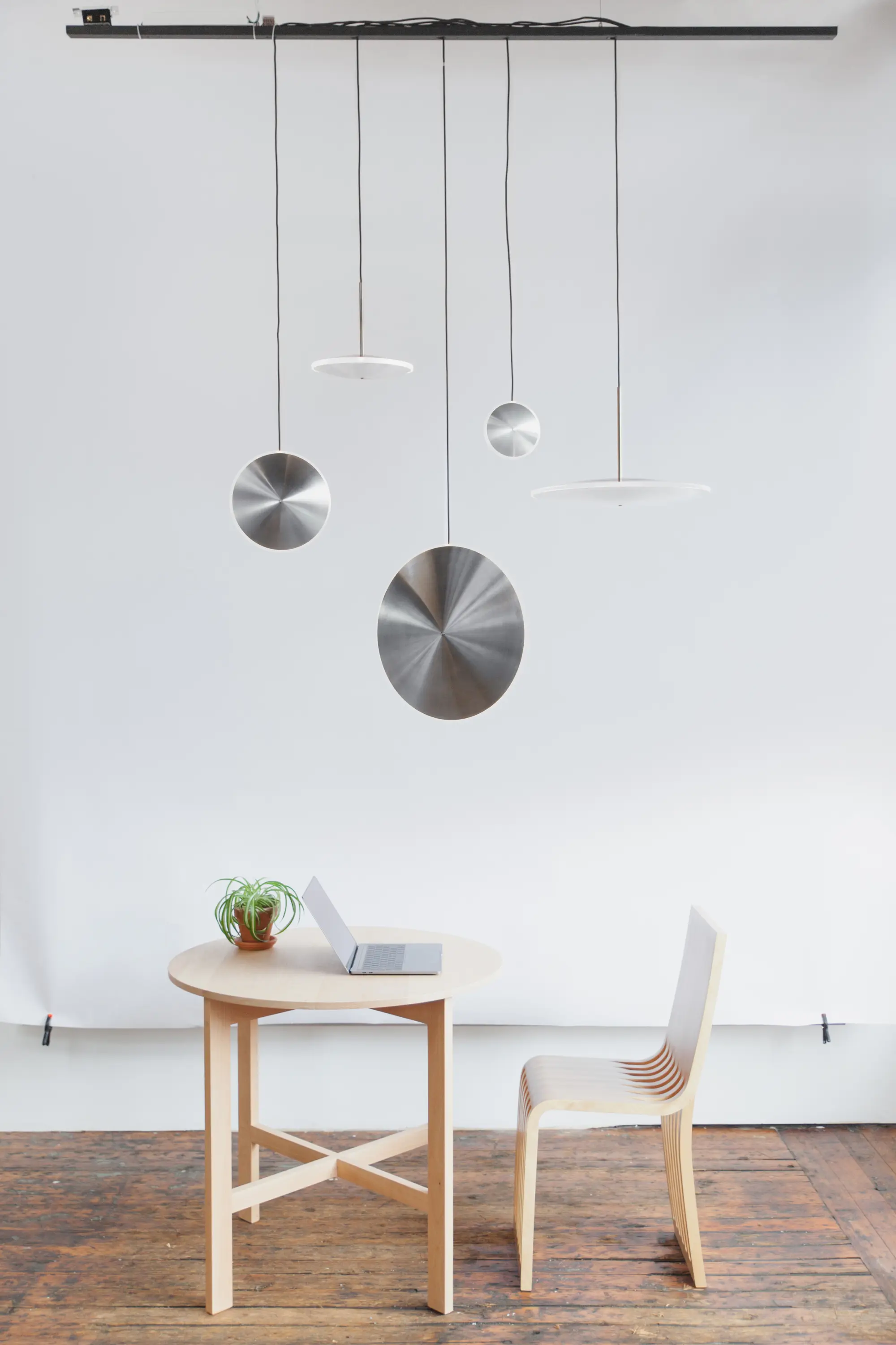 Graypants - Dish 10h pendant