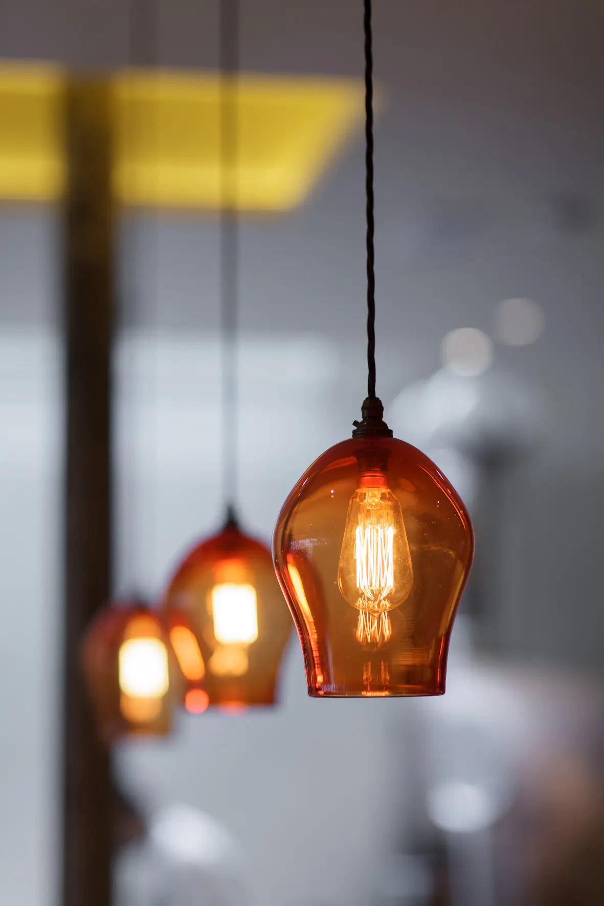 Curiousa&Curiousa - Glass Pendant Round