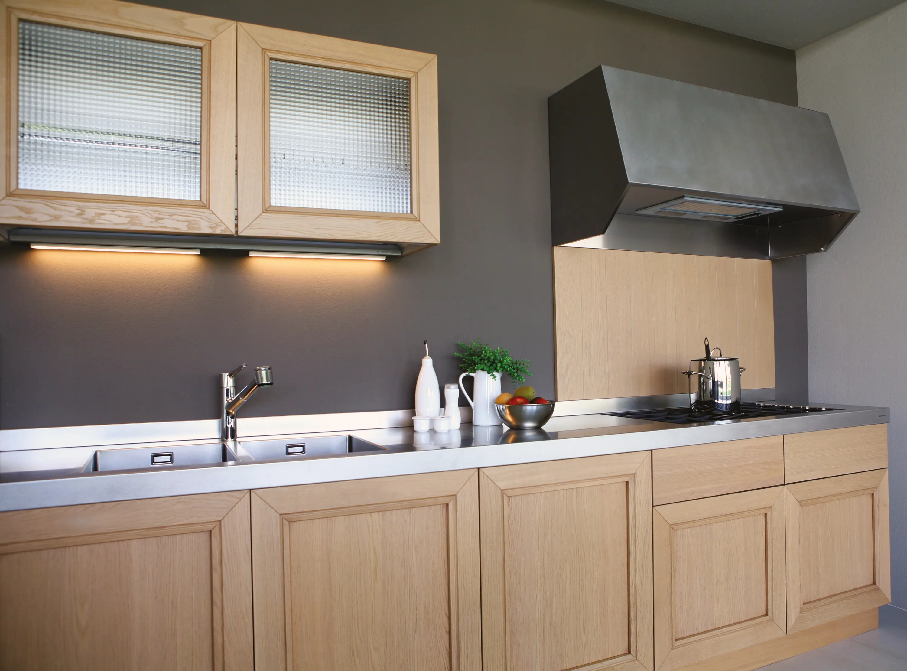 L&L Luce&Light - Profile