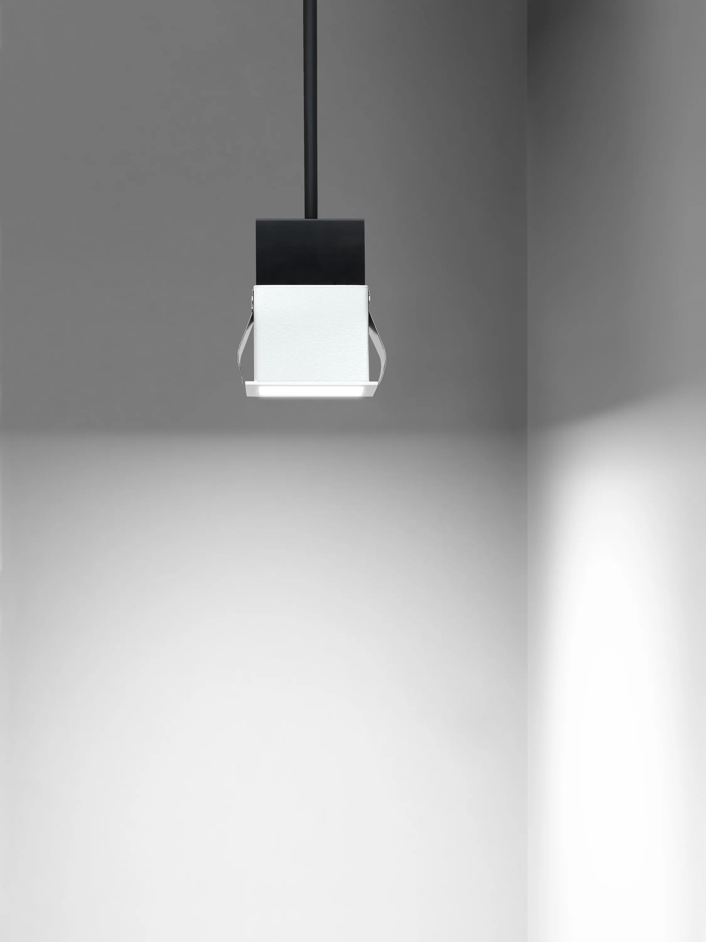 L&L Luce&Light - Turis 1