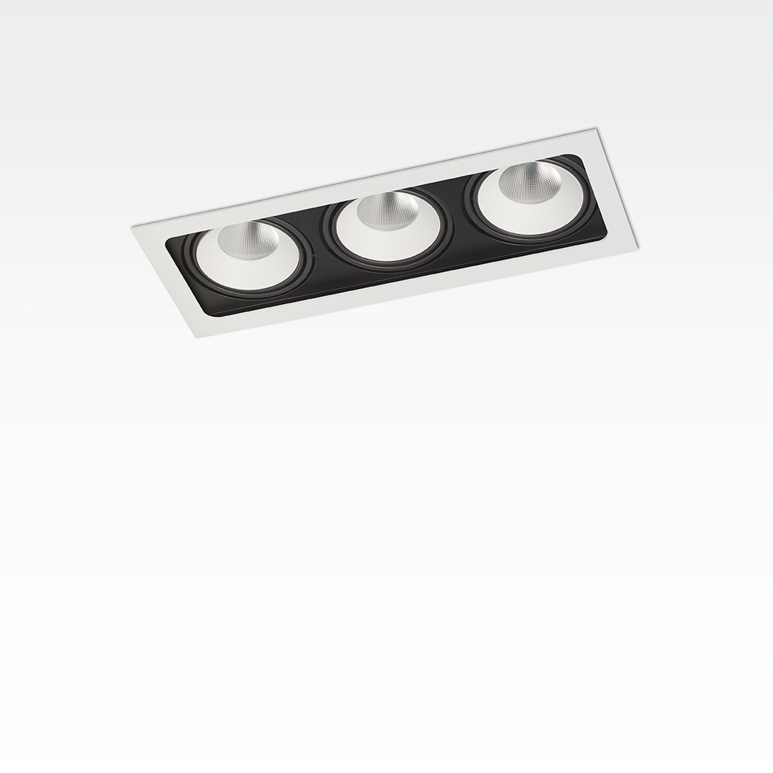 Mostra il prodotto PICCOLO FRAME DEEP 3X CONE COB LED del produttore Orbit