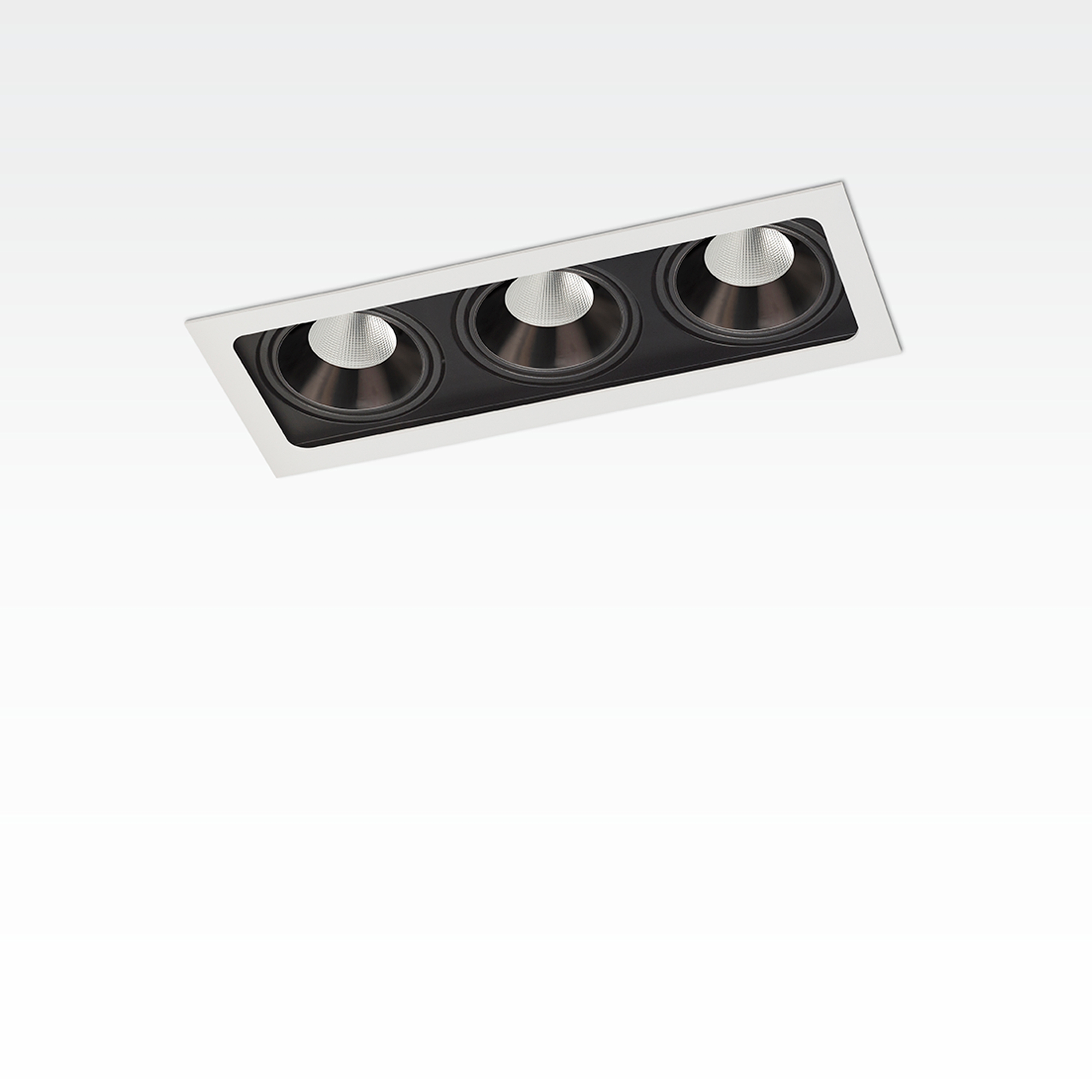 Mostra il prodotto PICCOLO FRAME DEEP 3X CONE COB LED del produttore Orbit