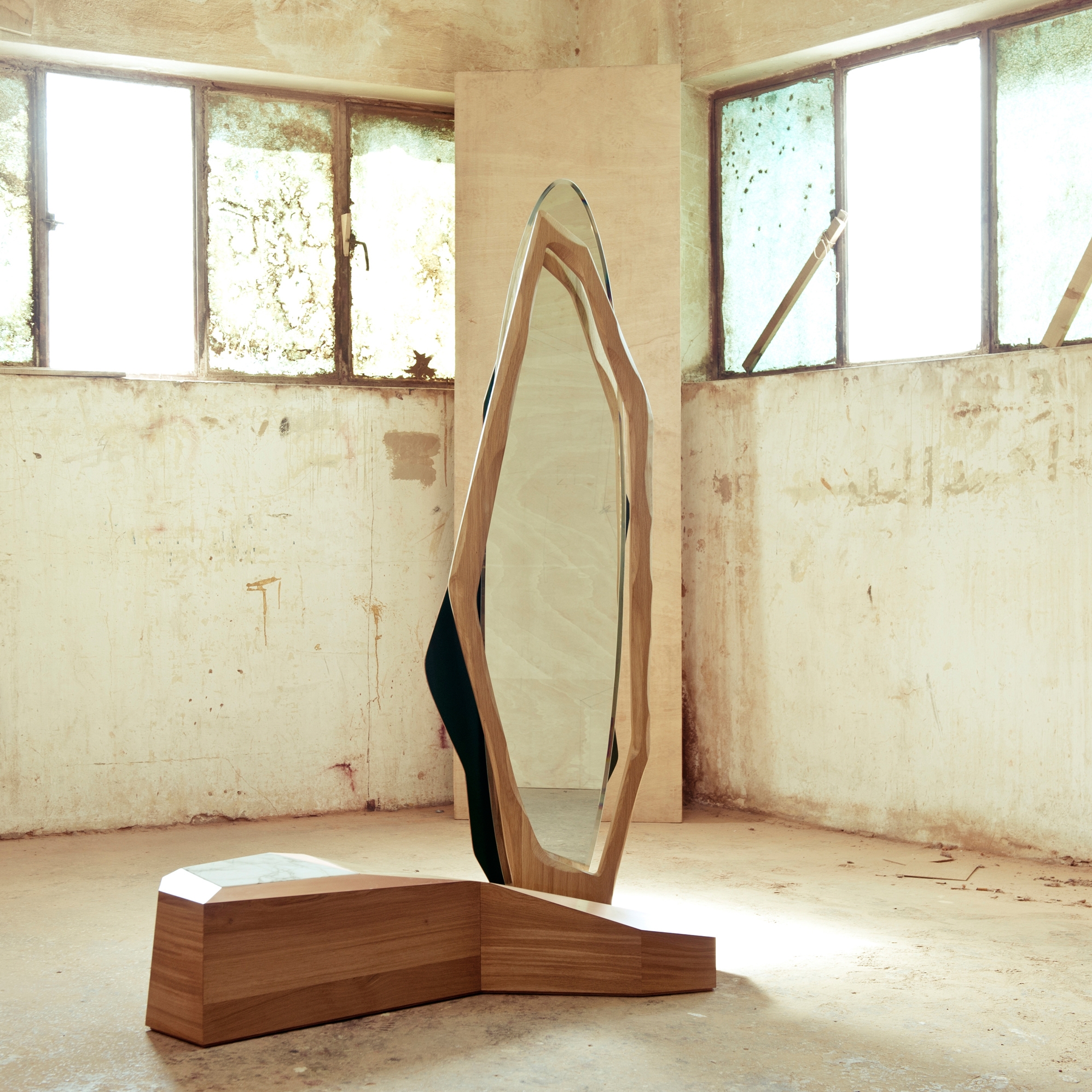 Ikebana III Standing mirror