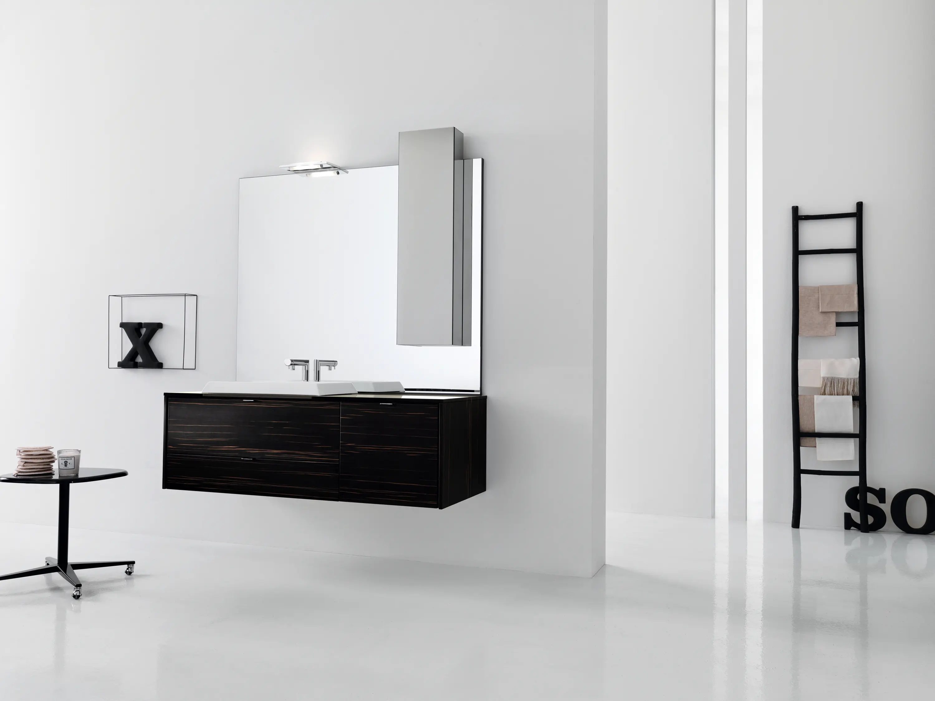 Milldue - Pivot Wall unit
