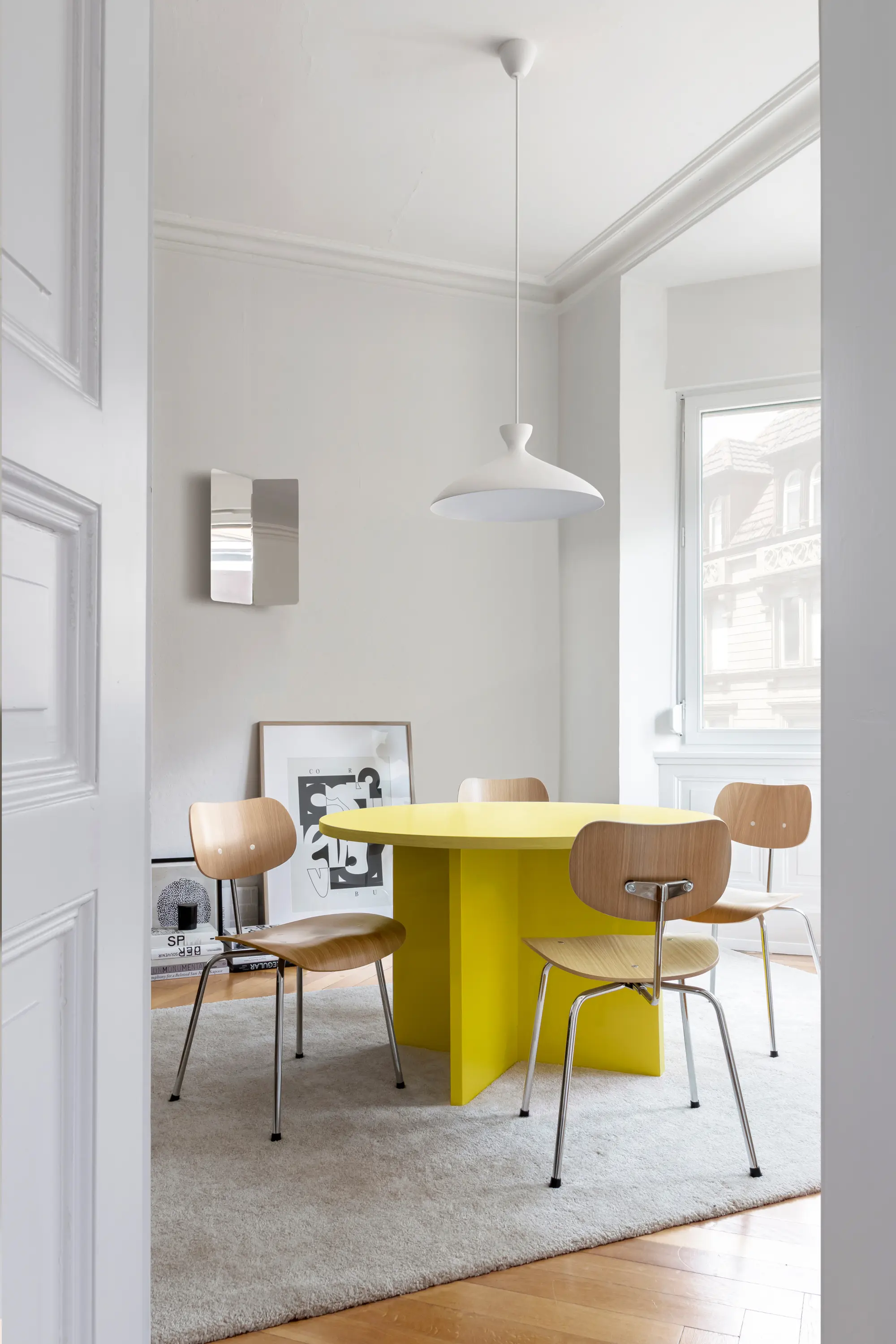 Nyta - Pretty small pendant light black matt