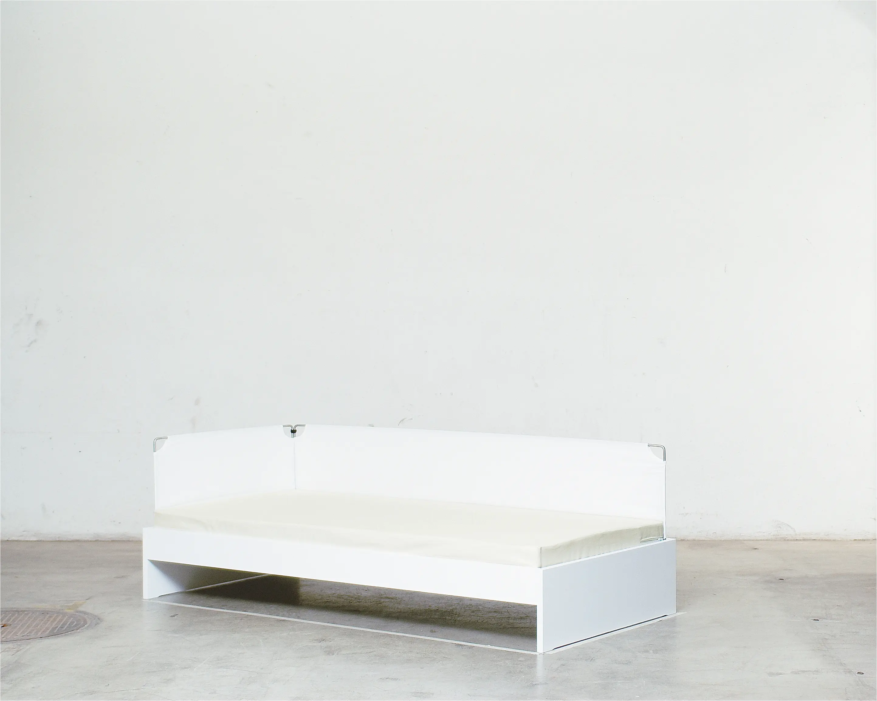 Minimöbl - Bed with cloth border