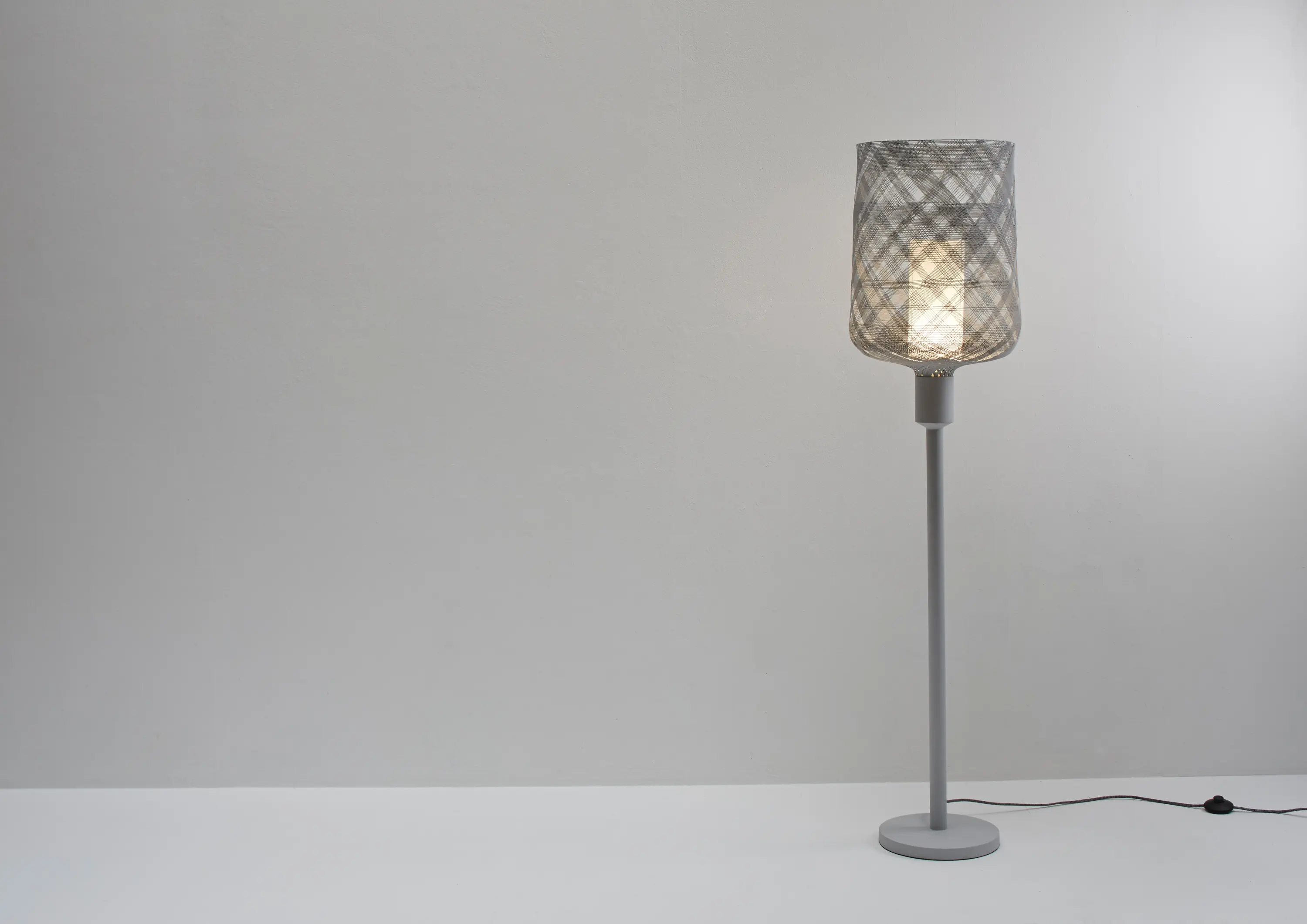 Forestier - Antenna | Table Lamp | S Black