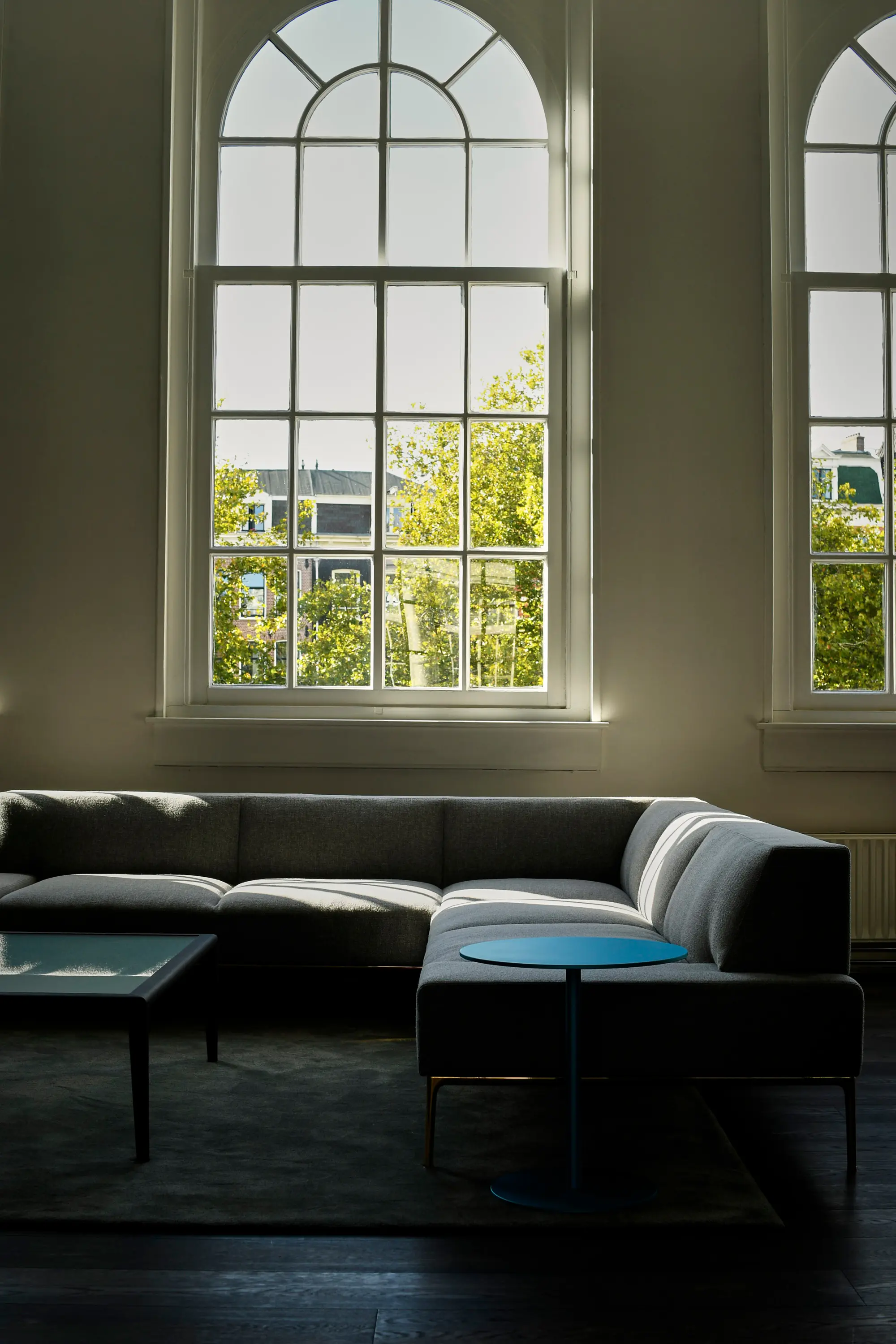 Time & Style - Horizontal composition cabinet