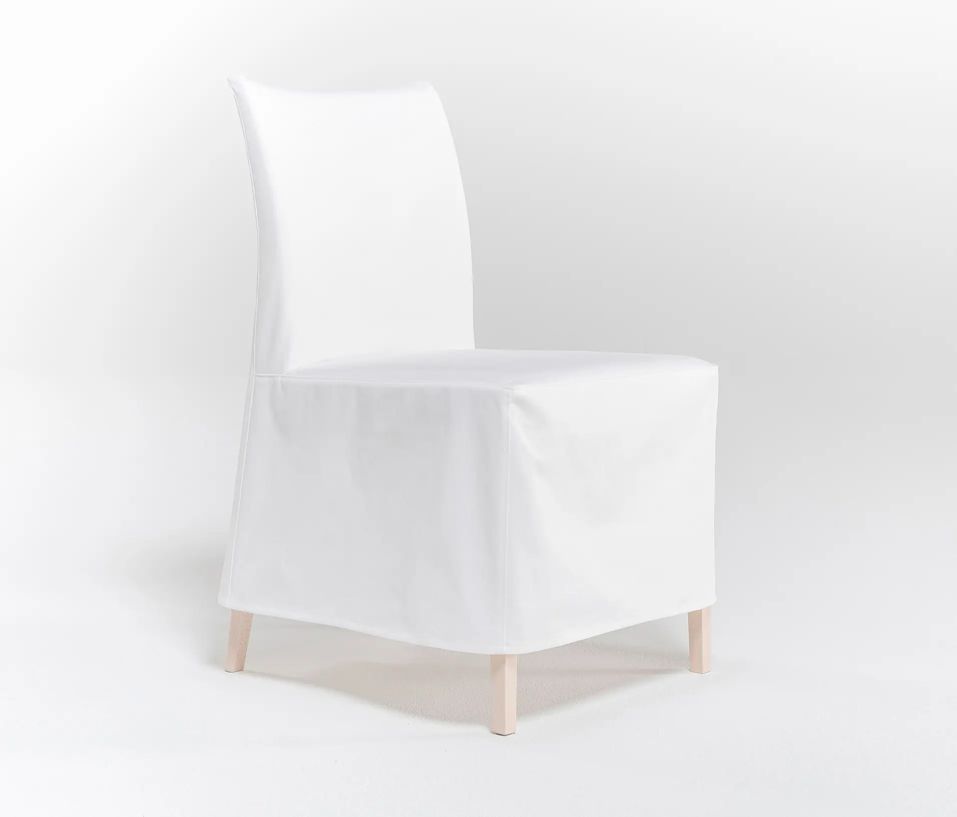 Time & Style - Leonardo dressed chair