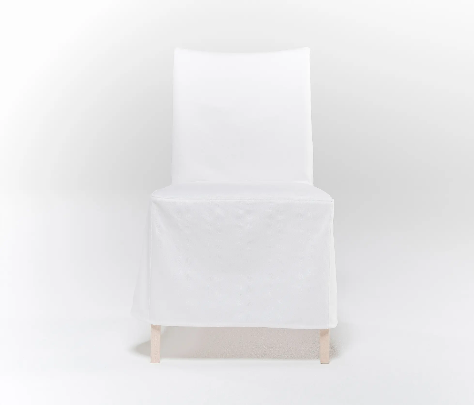 Time & Style - Leonardo dressed chair