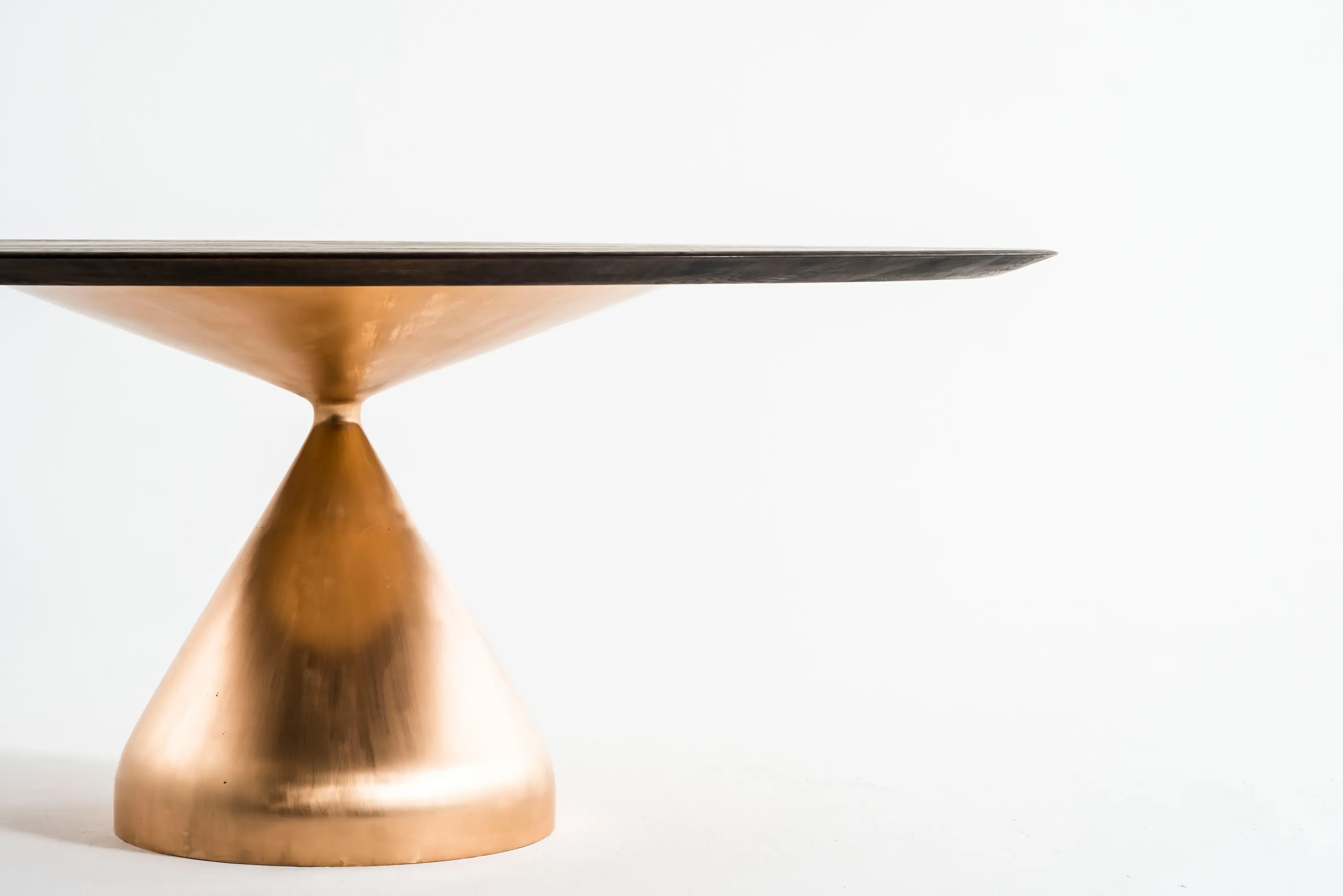 Time & Style - Drop casting bronze table