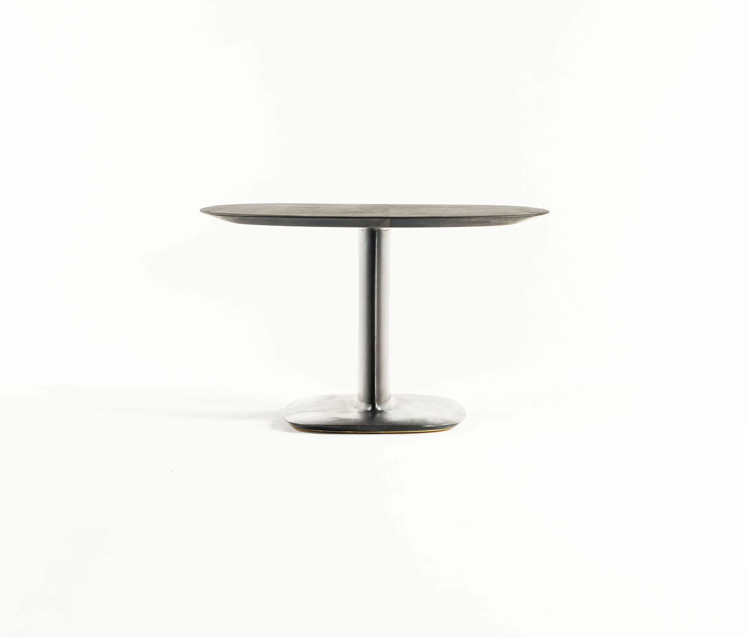 Time & Style - Sculpture casting bronze table