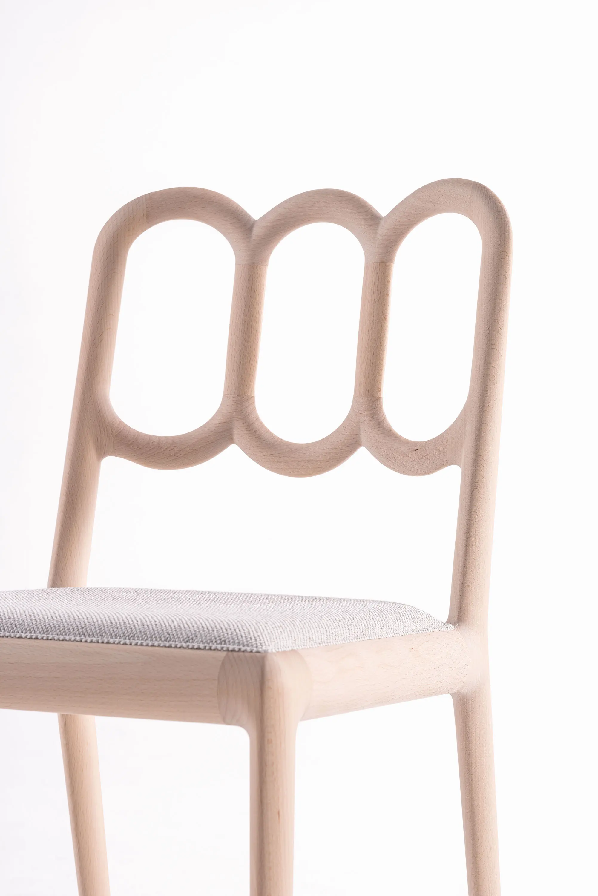 Time & Style - A chair of poet