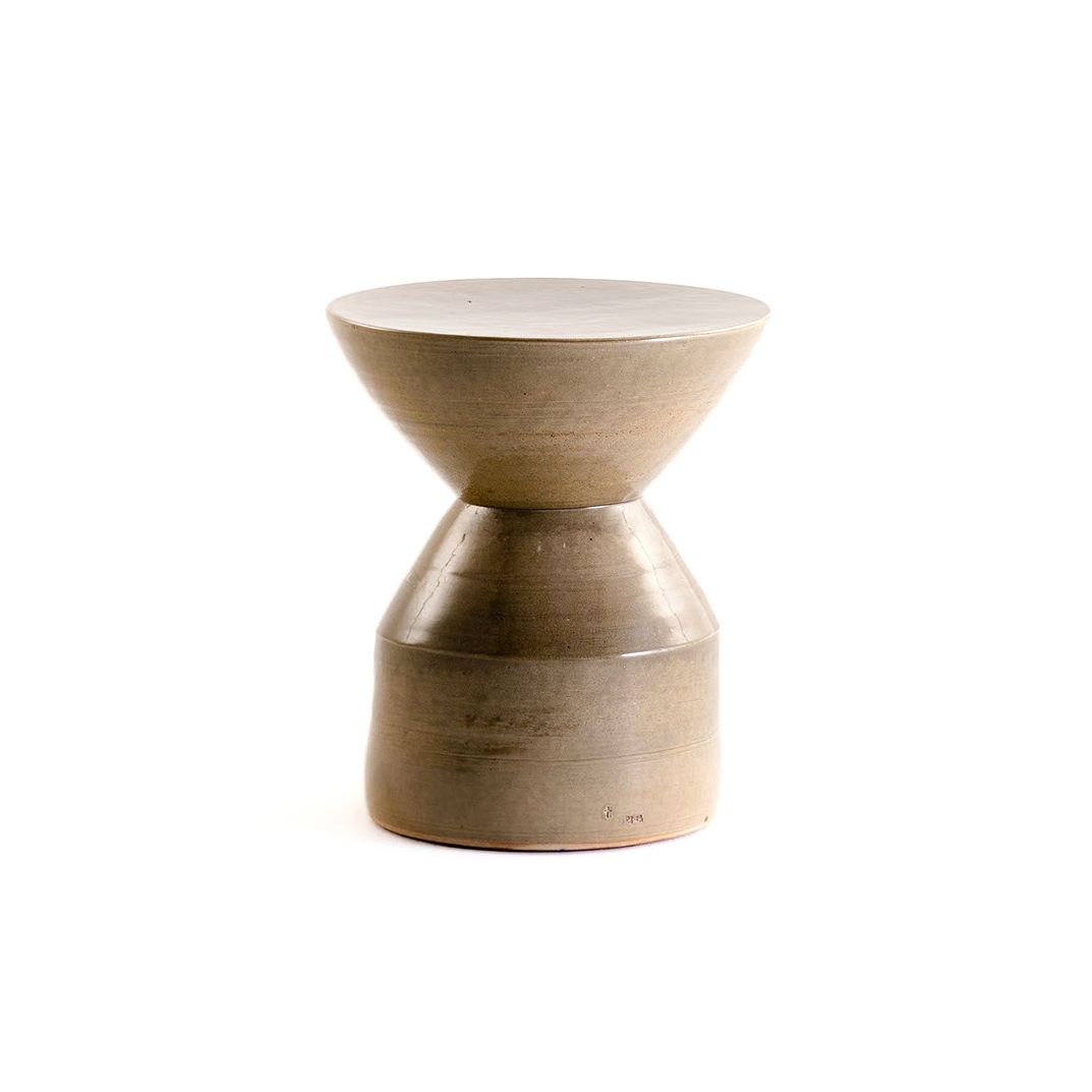 Mostra il prodotto Stoneware sculpture del produttore Time & Style
