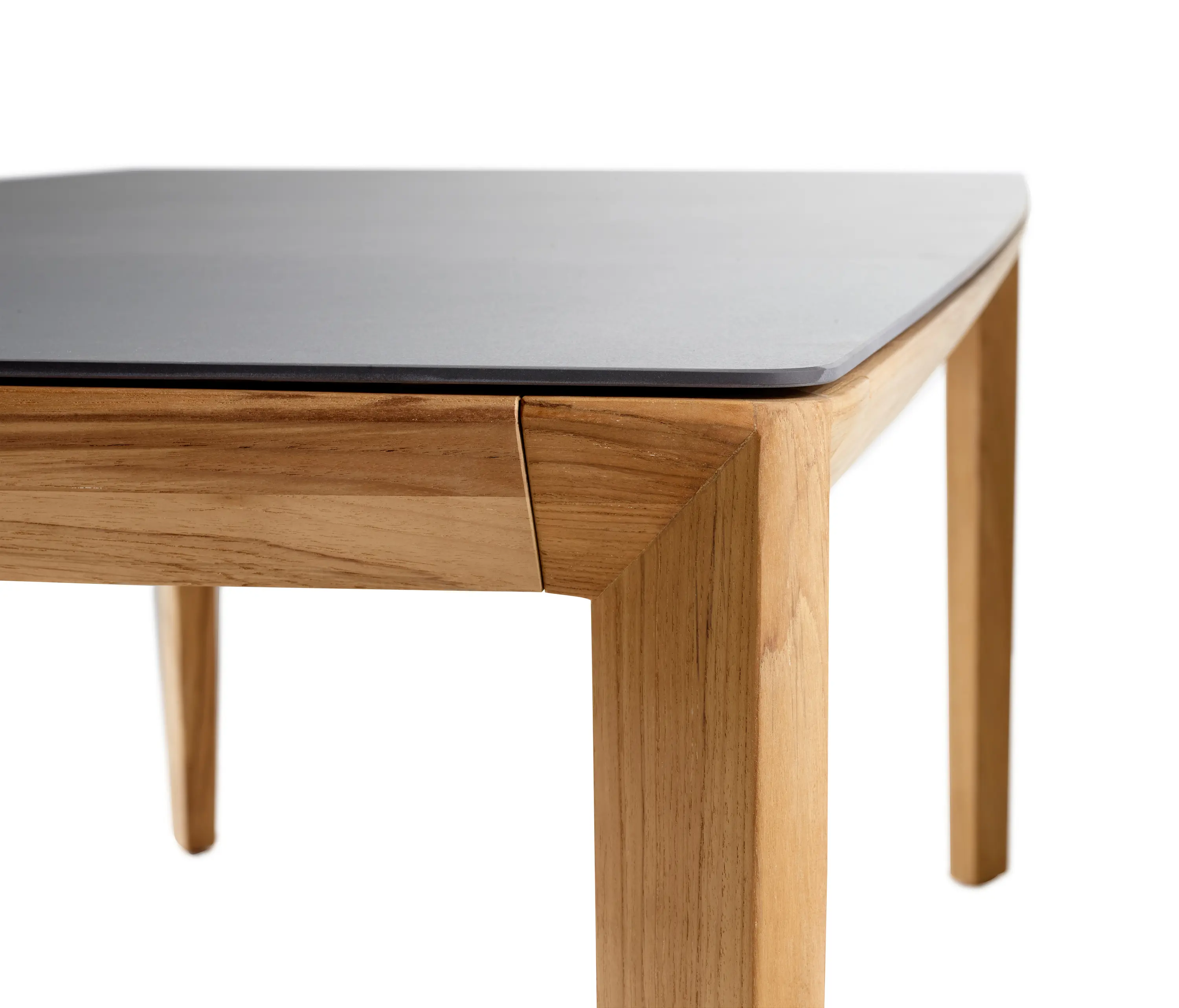 solpuri - Lodge Dining Table, Ceramic