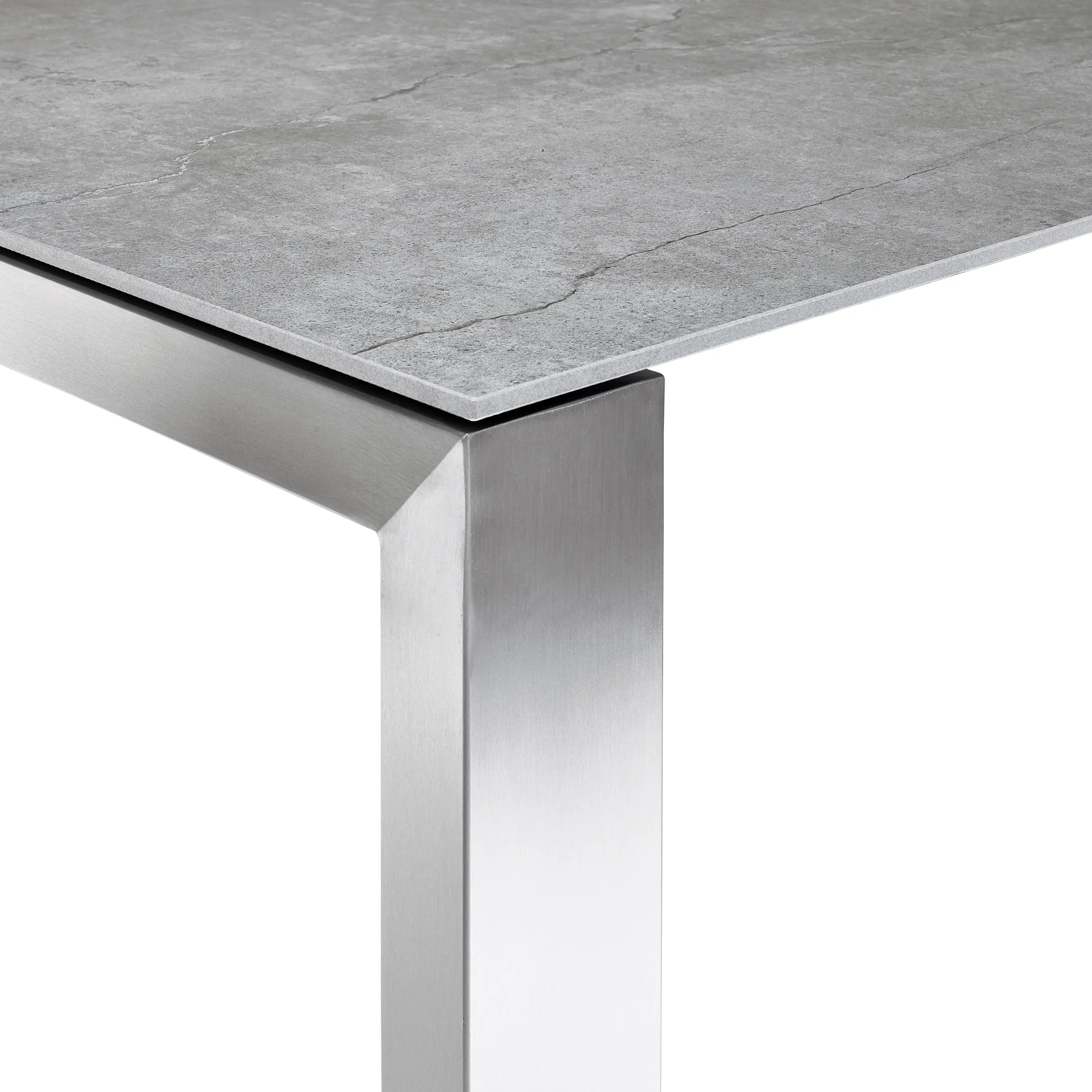 solpuri - Mono Extending Table