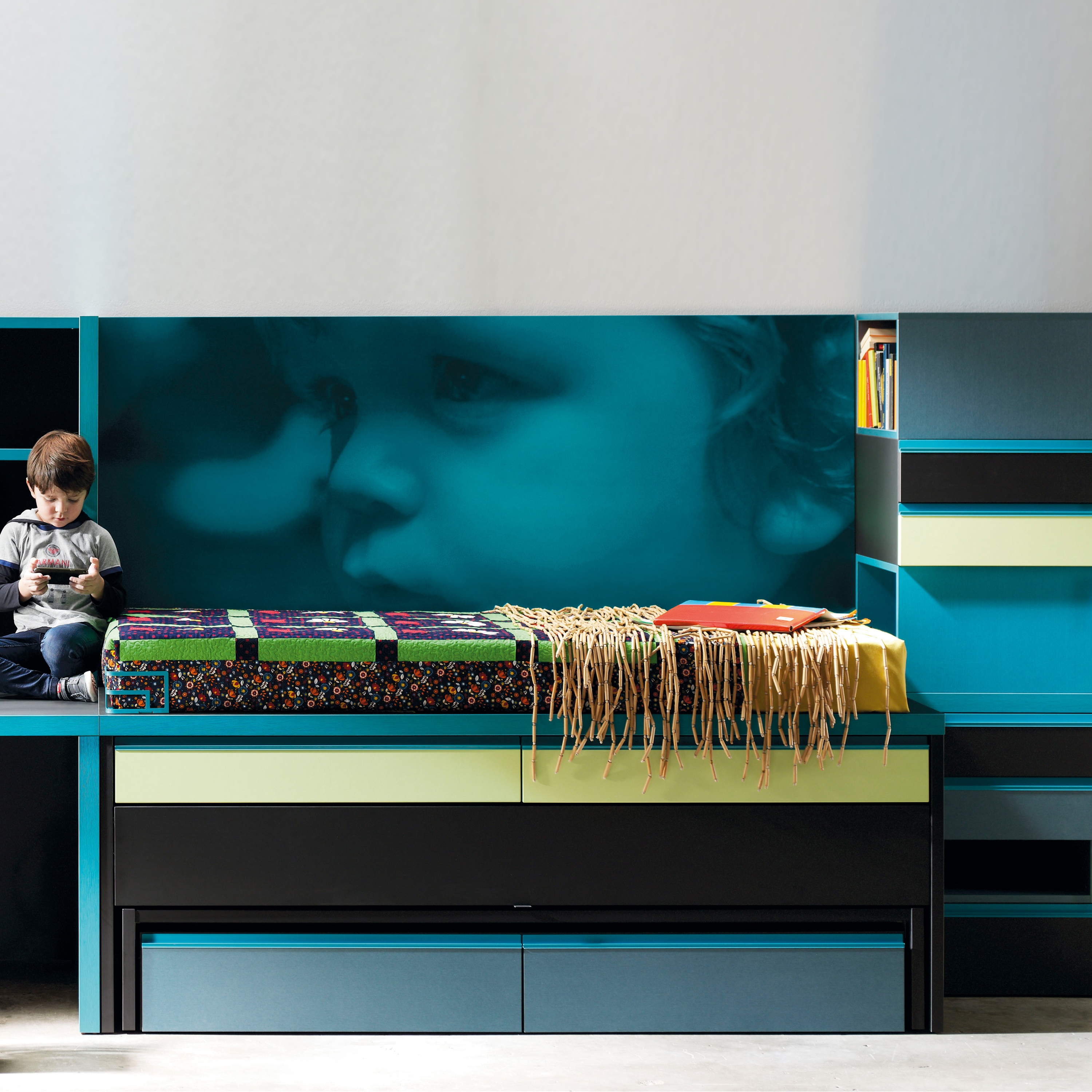 Afficher le produit Composition 10 du fabricant LAGRAMA