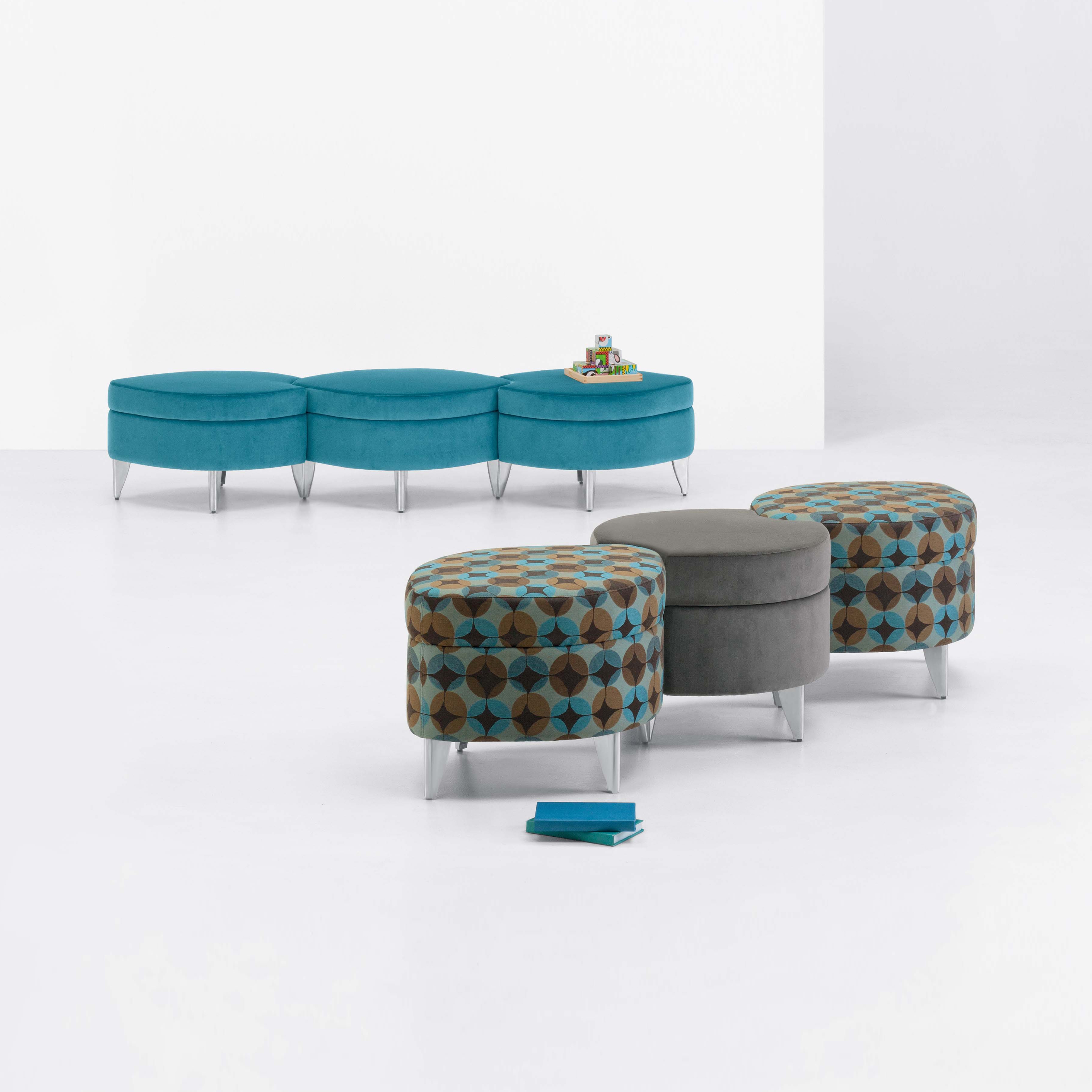 Mostra il prodotto Leaflette Benches del produttore Arcadia