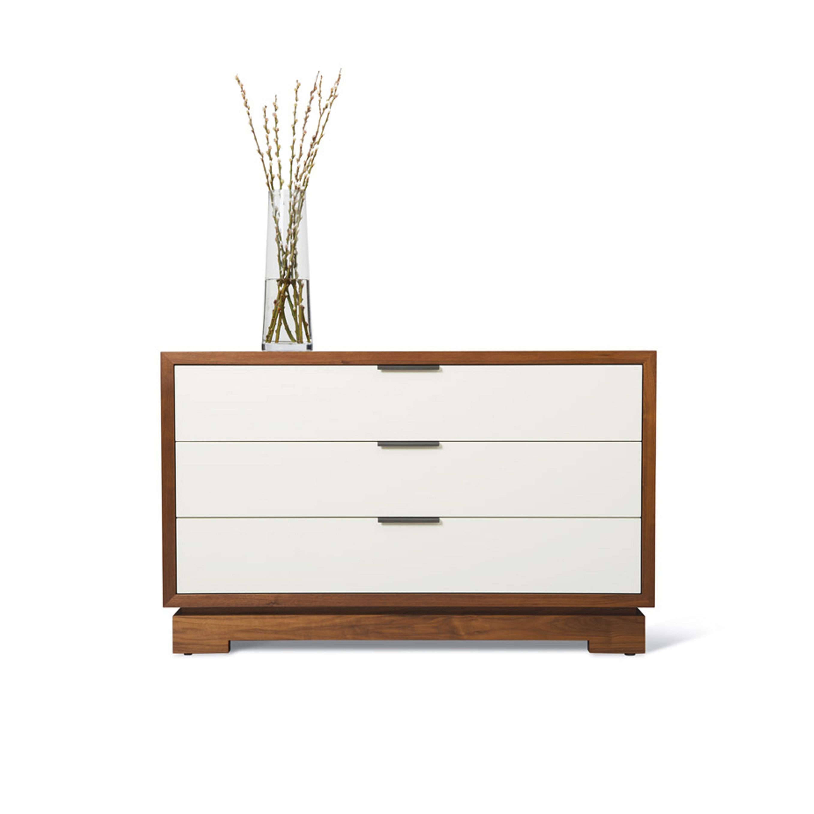 Display product Stratus 48 from manufacturer Altura Furniture