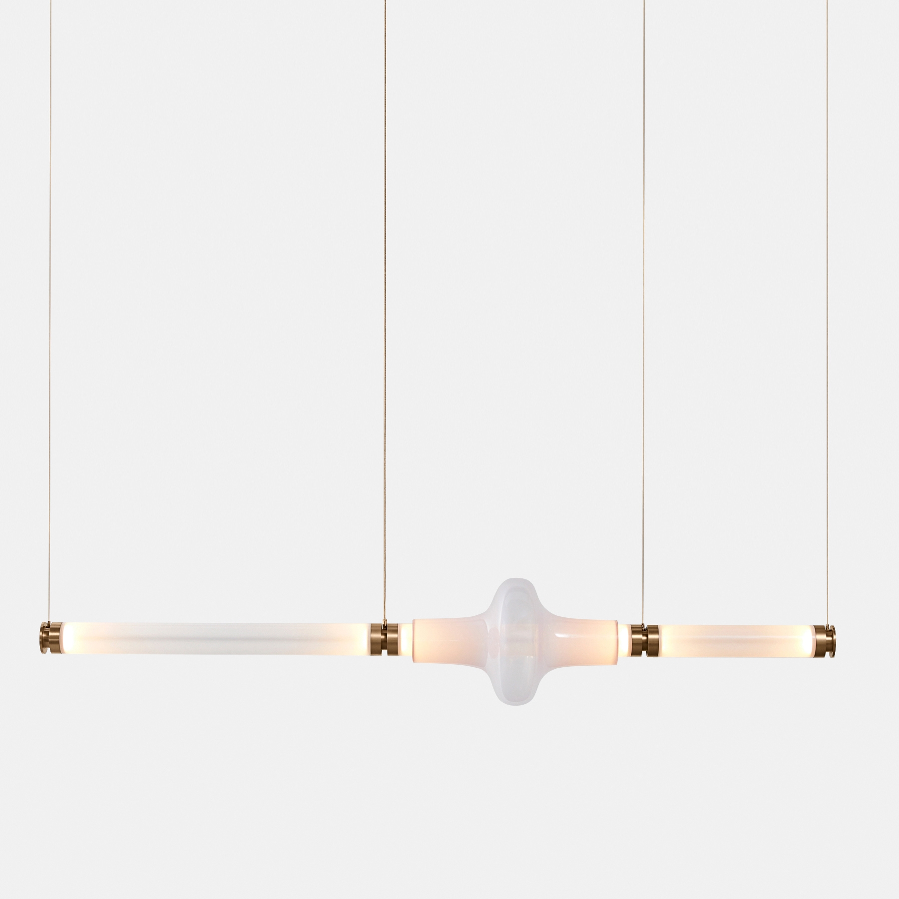 Mostra il prodotto Luna Kaleido Chandelier XL 1 Tier Option A del produttore Gabriel Scott