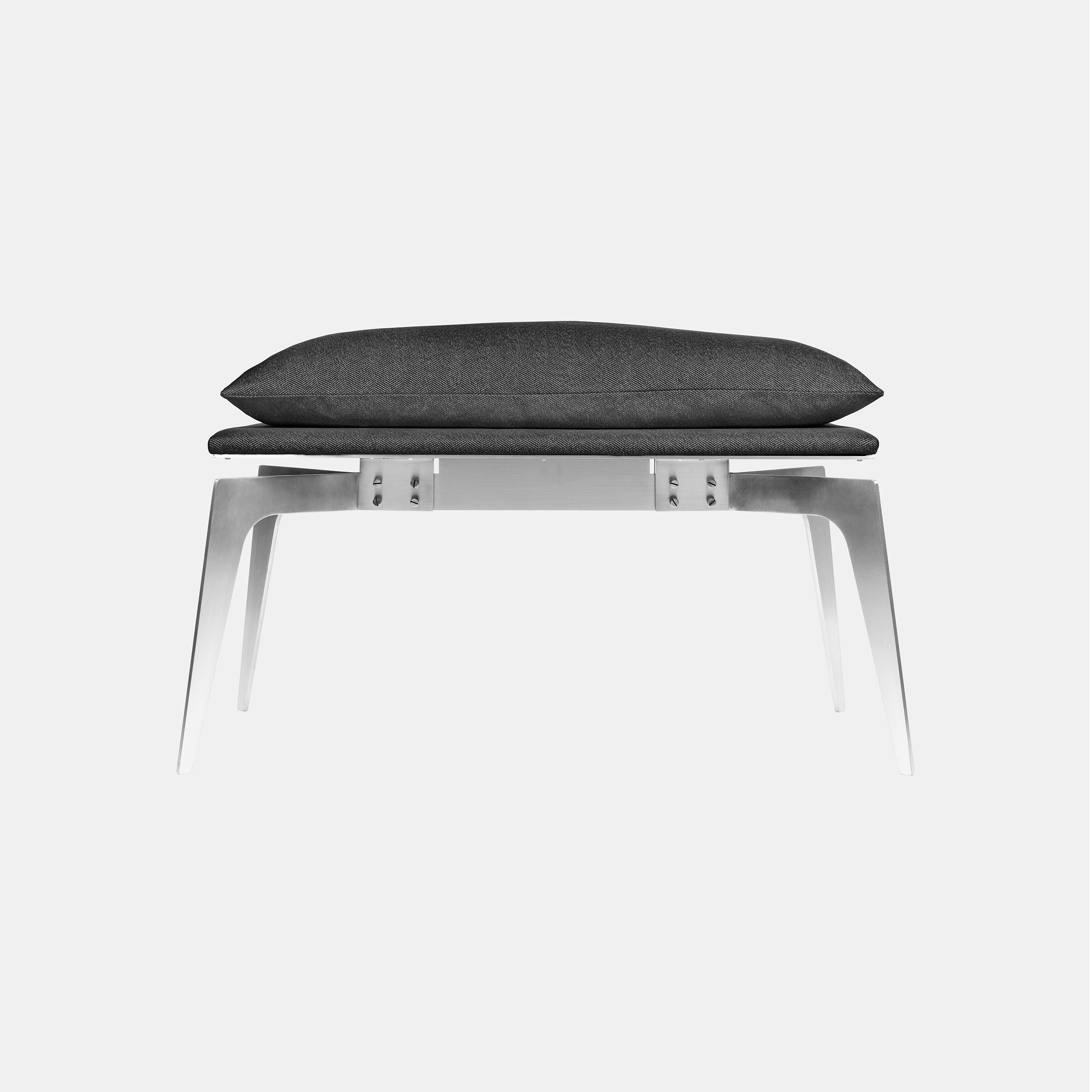 Prong Bench, Short