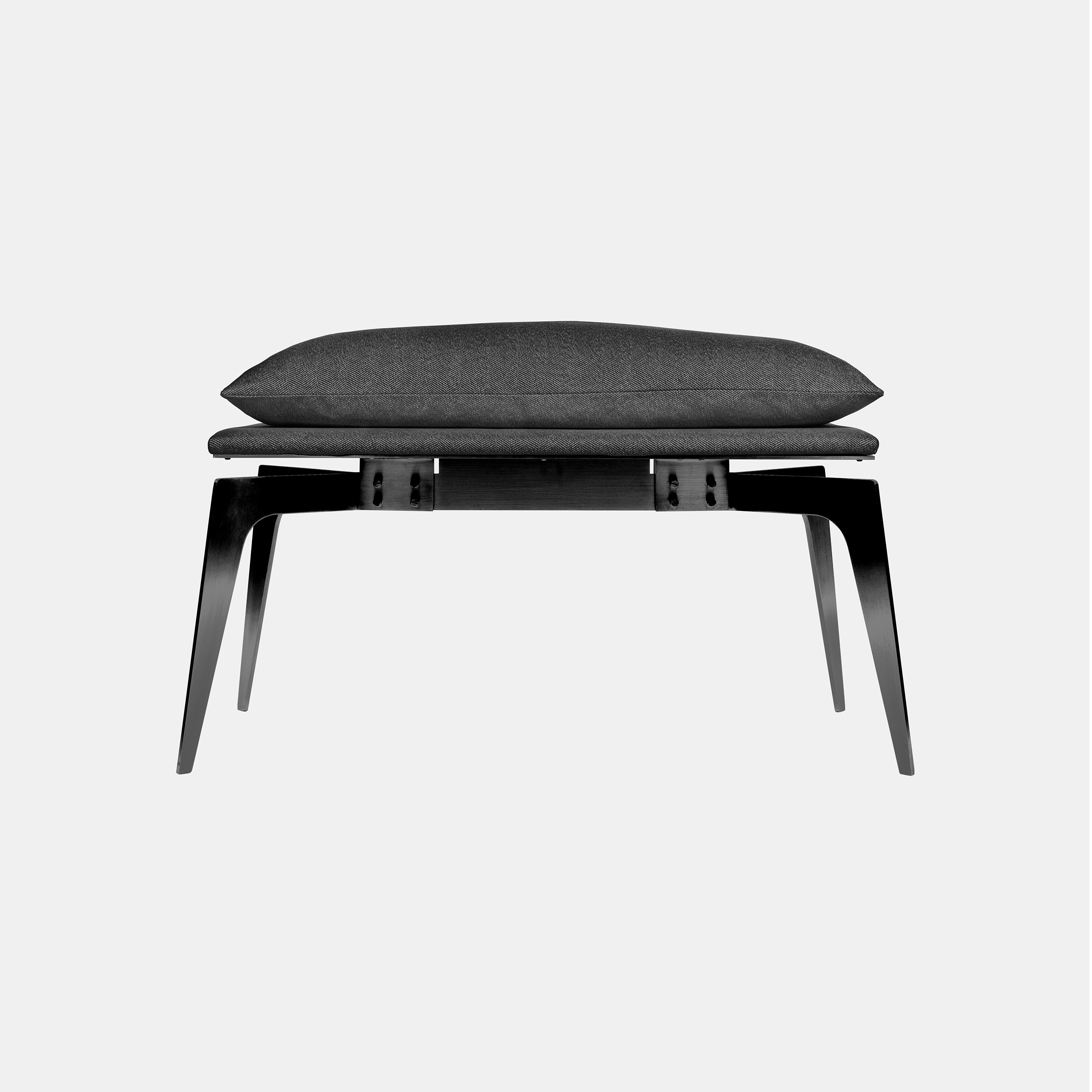 Prong Bench, Short