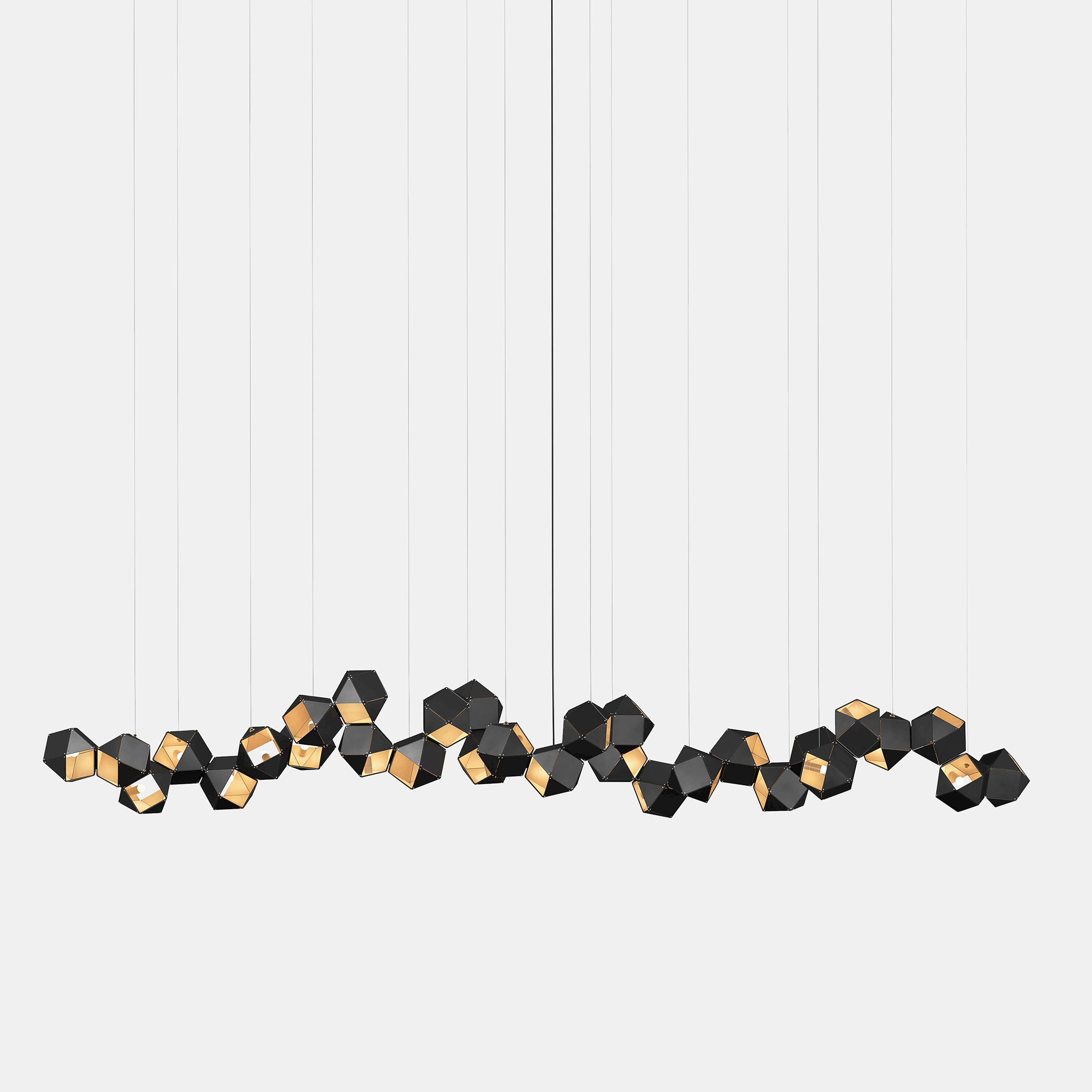 Mostrar el producto Welles Glass Long Chandelier 30 del fabricante Gabriel Scott