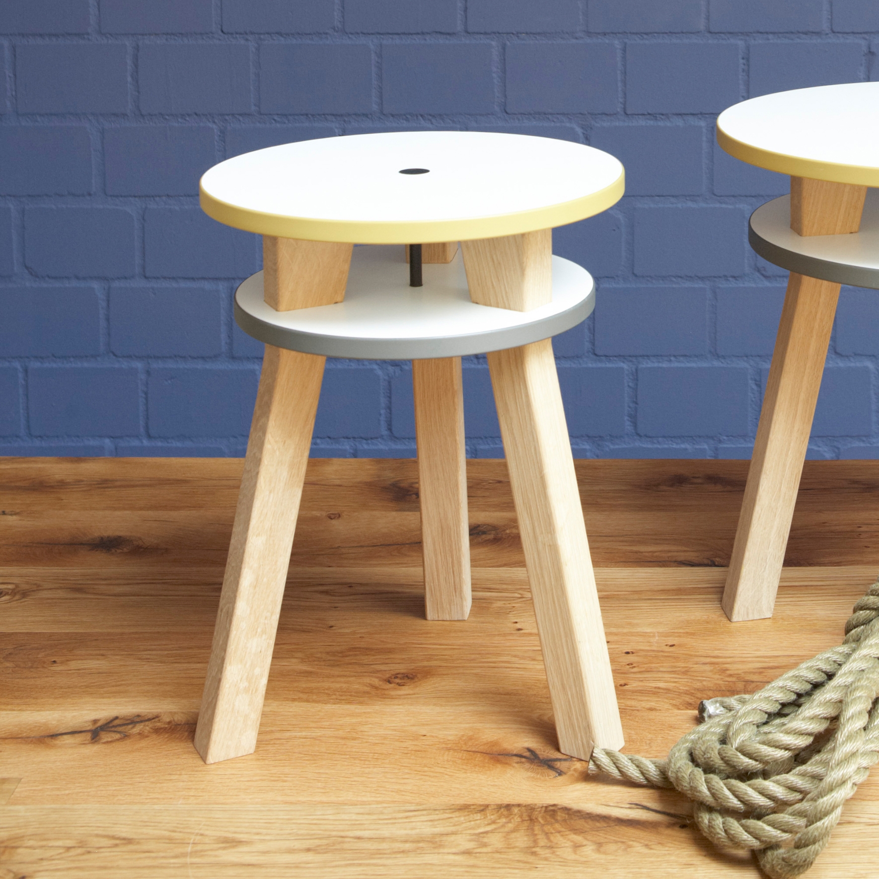 Display product Twain - Stool from manufacturer pliet