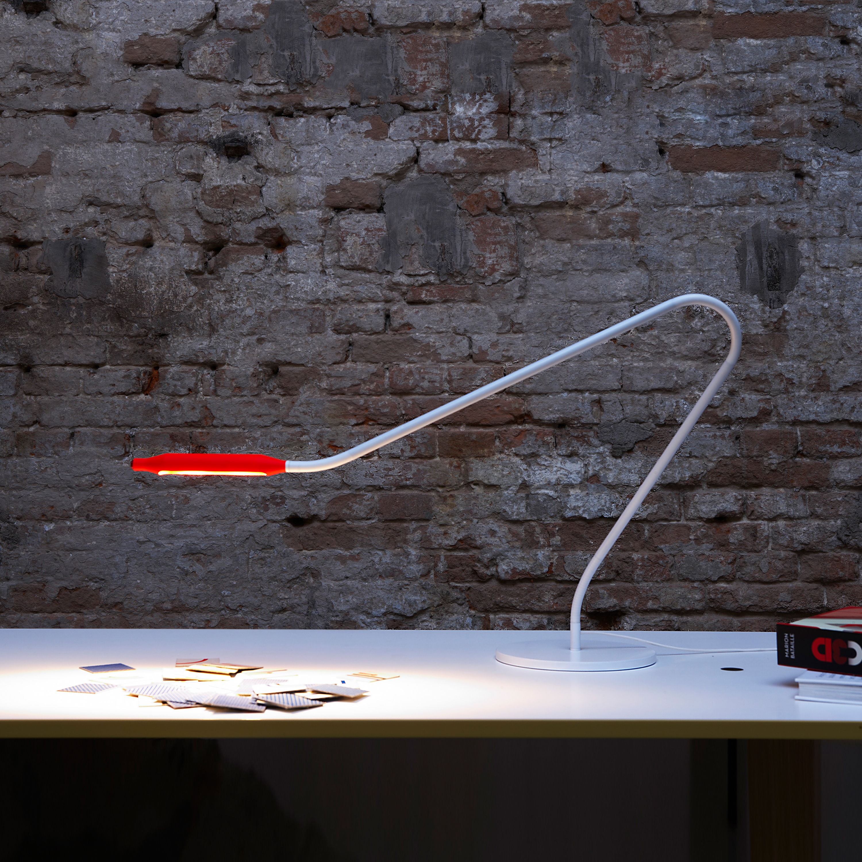 Display product Smieg - Desk Lamp from manufacturer pliet